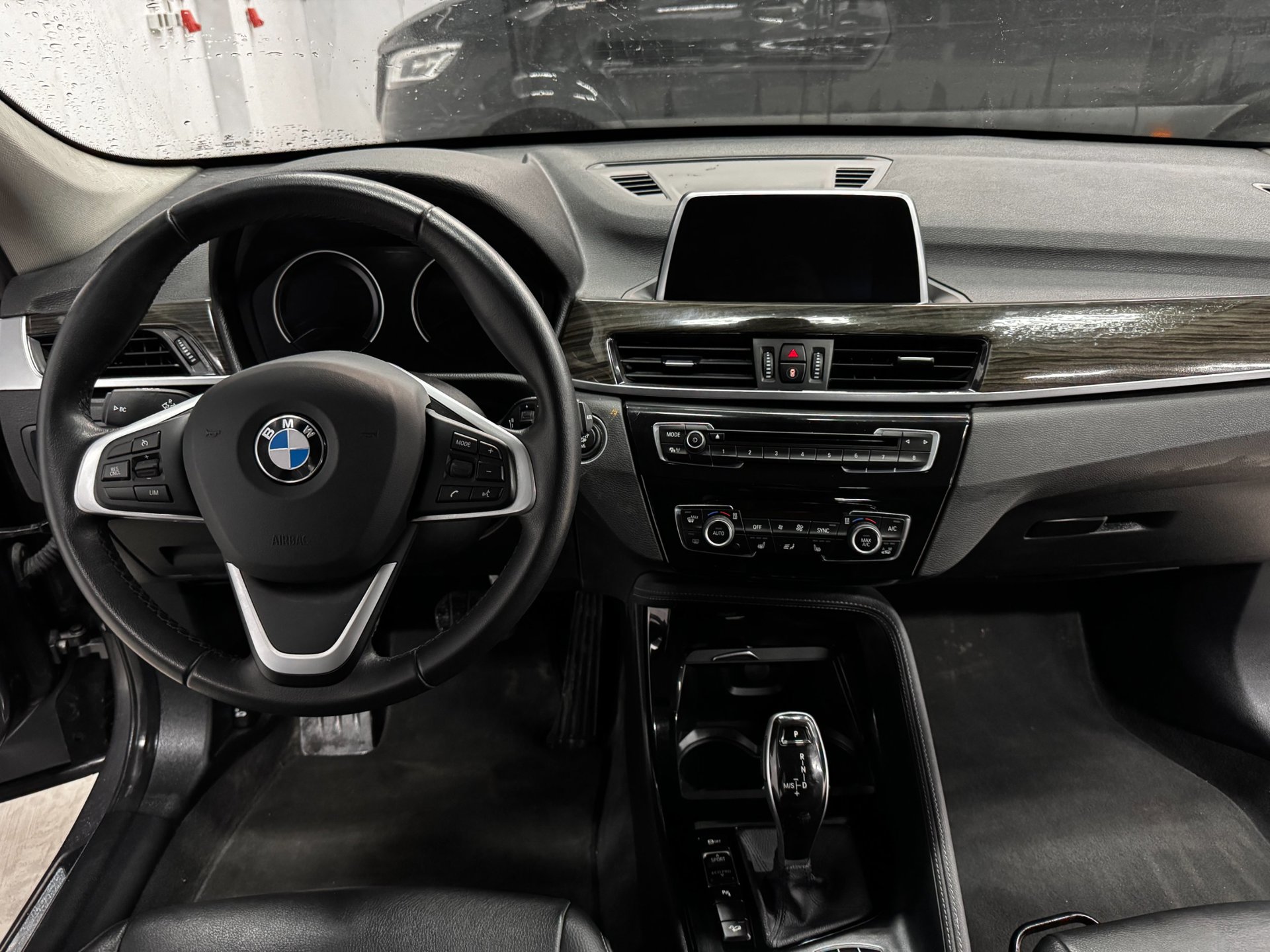 Foto van BMW X1 Xdrive20i