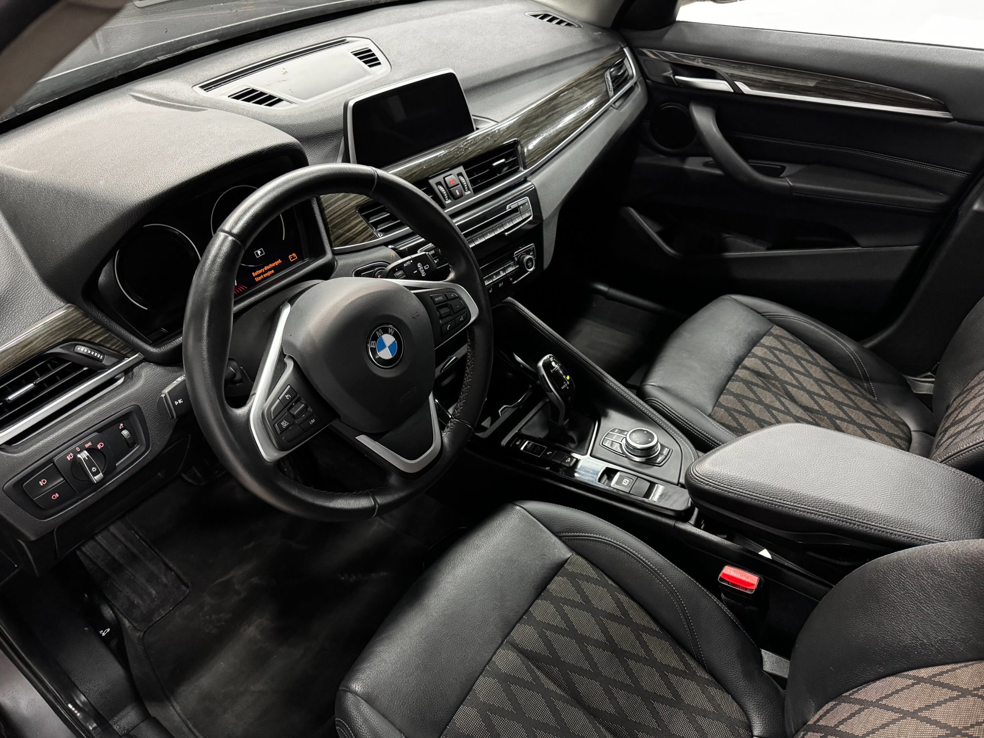 Foto van BMW X1 Xdrive20i