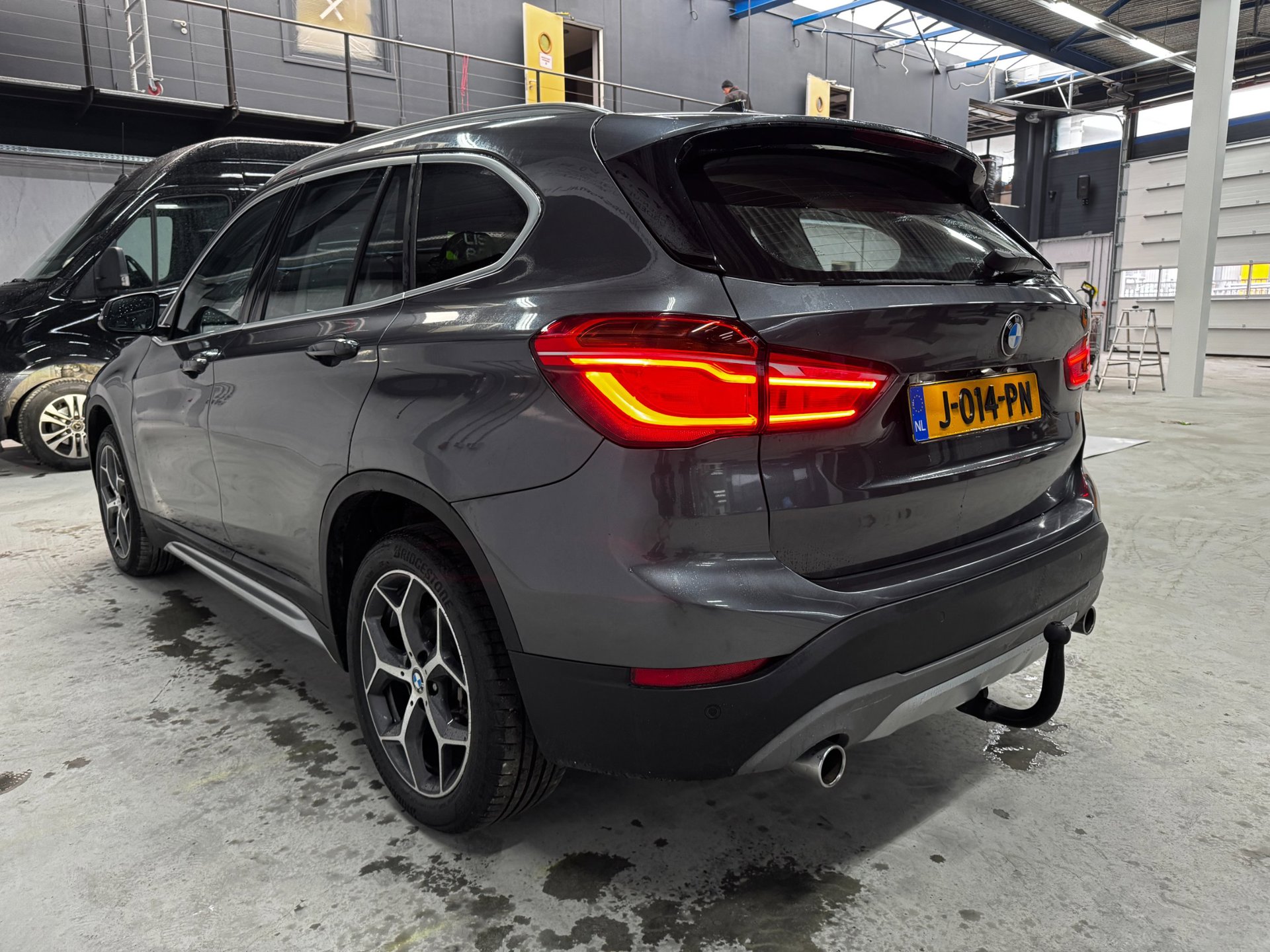 Foto van BMW X1 Xdrive20i
