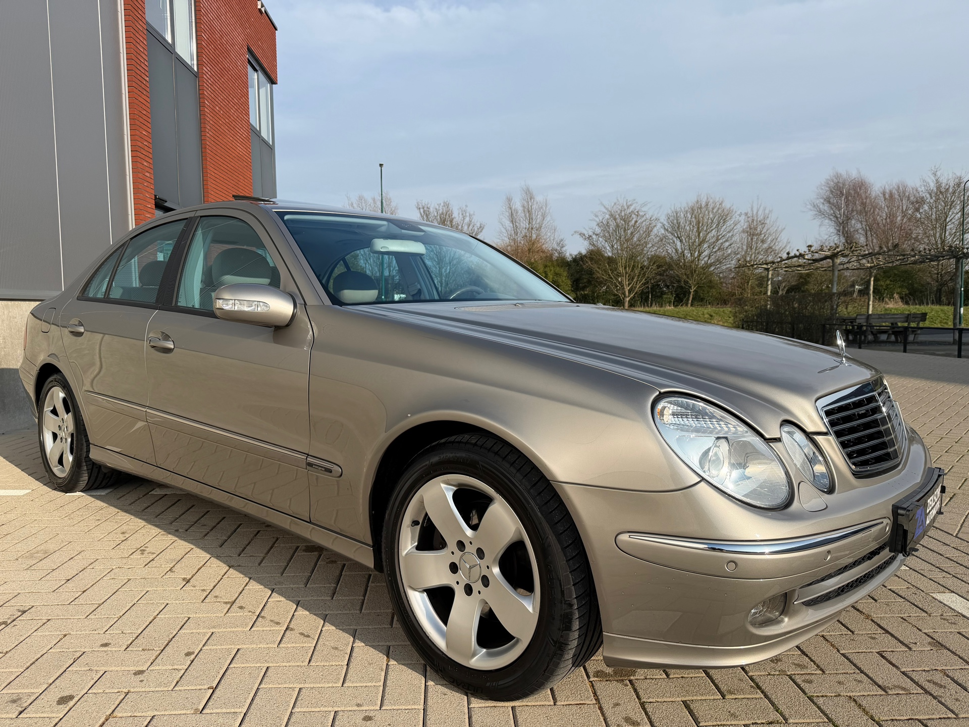 Foto van Mercedes-Benz E 350 4Matic