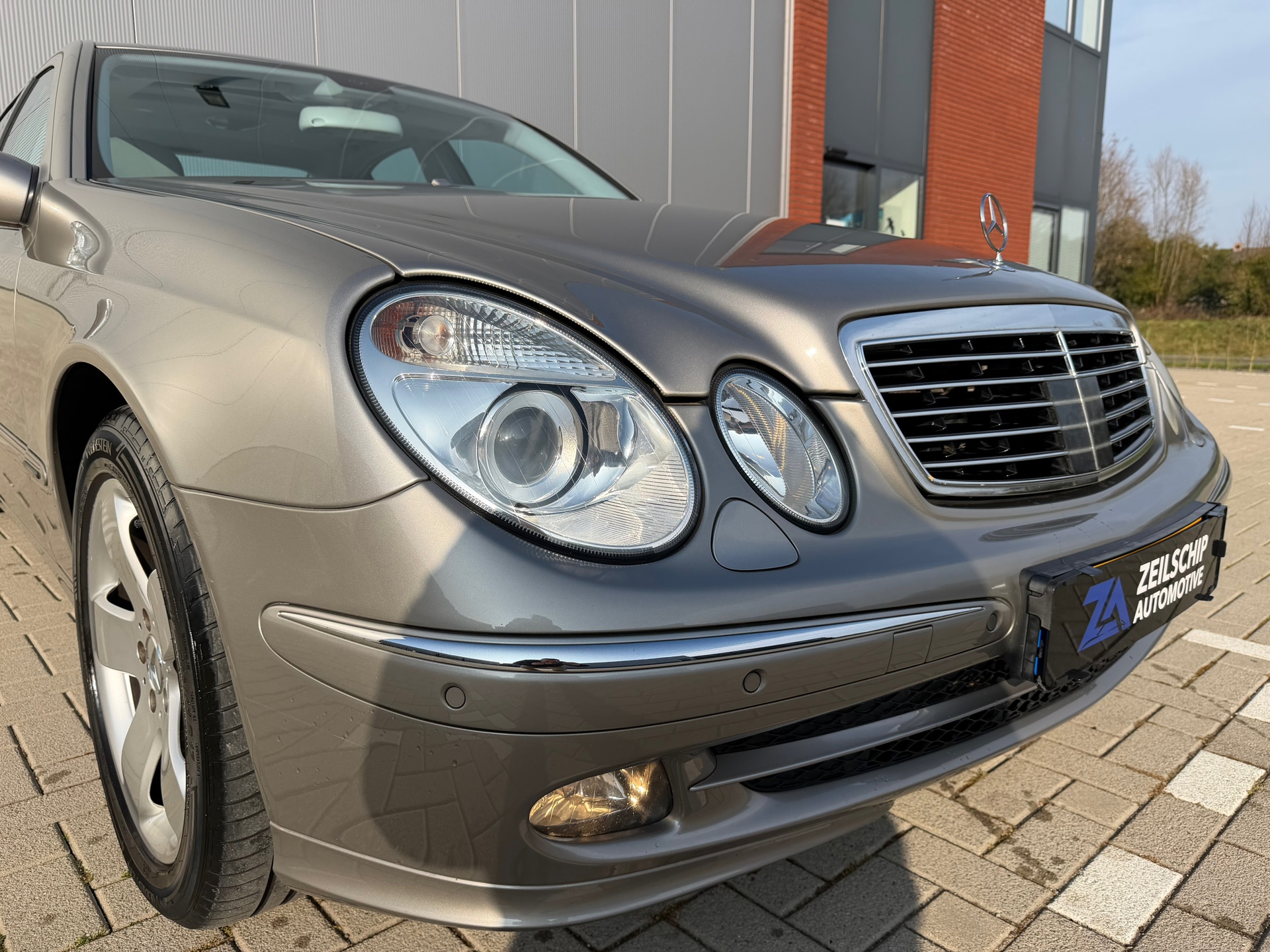 Foto van Mercedes-Benz E 350 4Matic