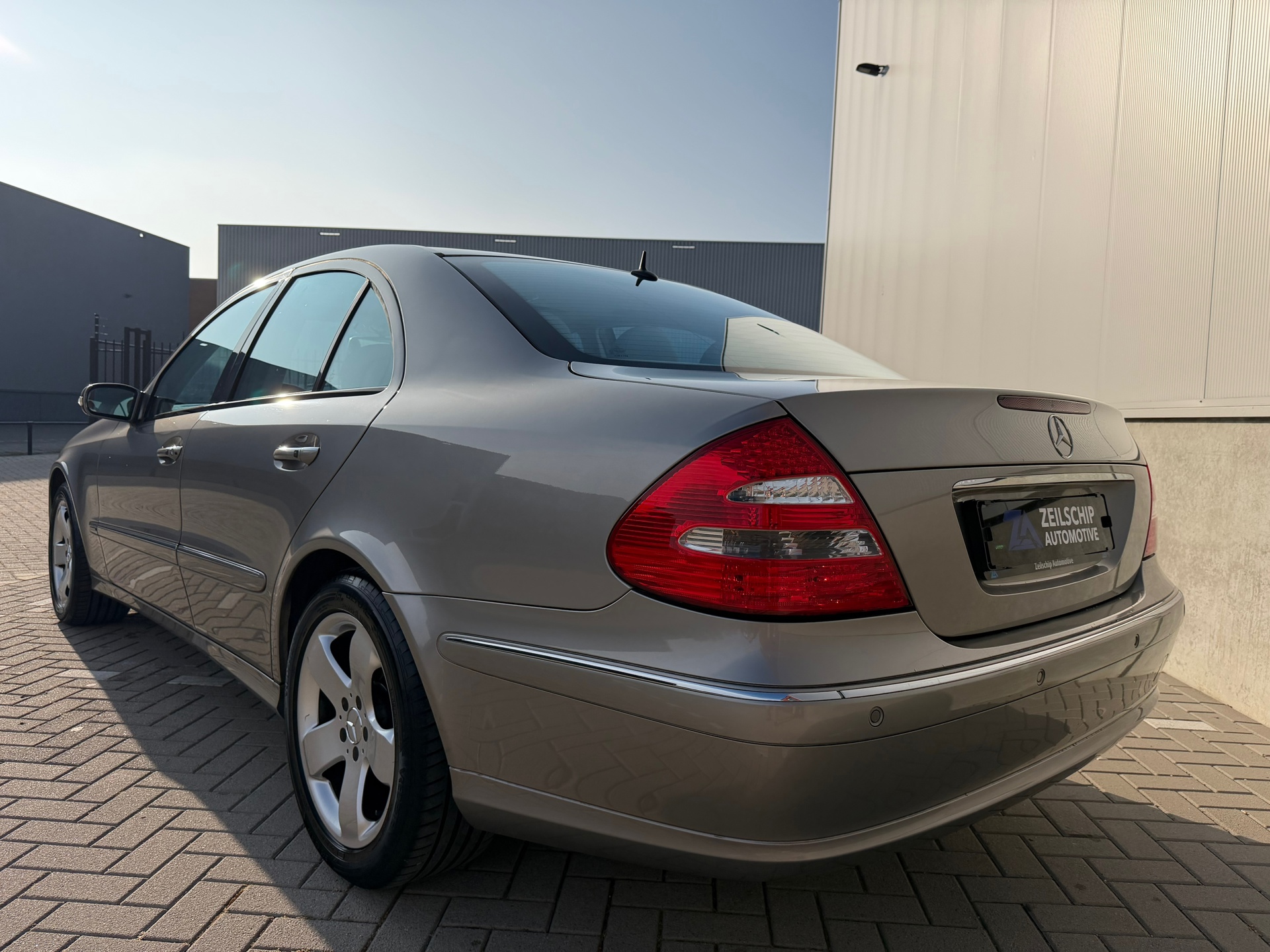 Foto van Mercedes-Benz E 350 4Matic