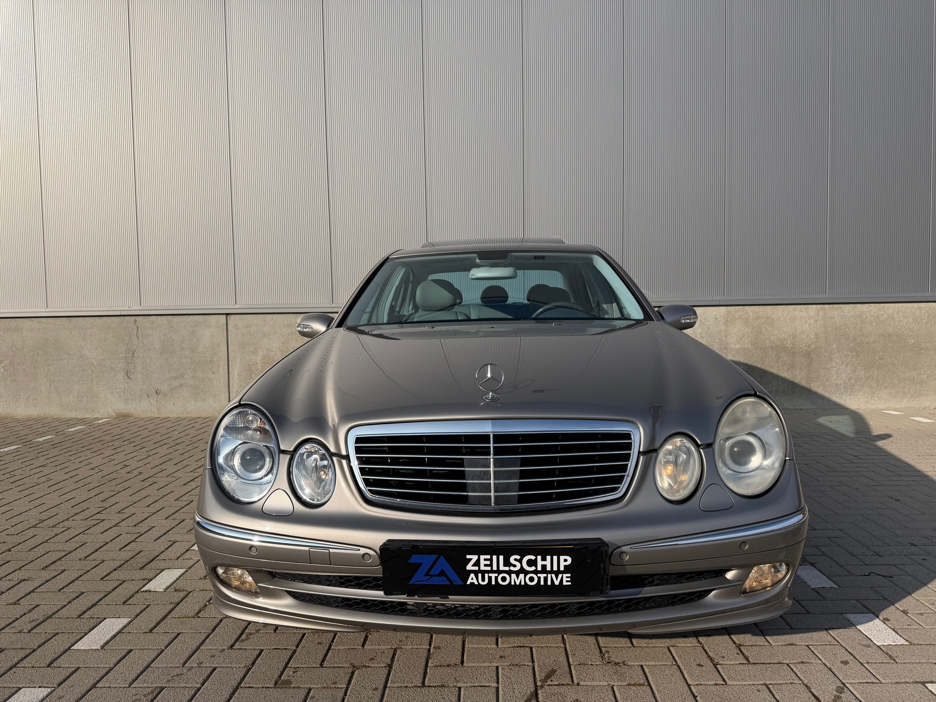 Foto van Mercedes-Benz E 350 4Matic