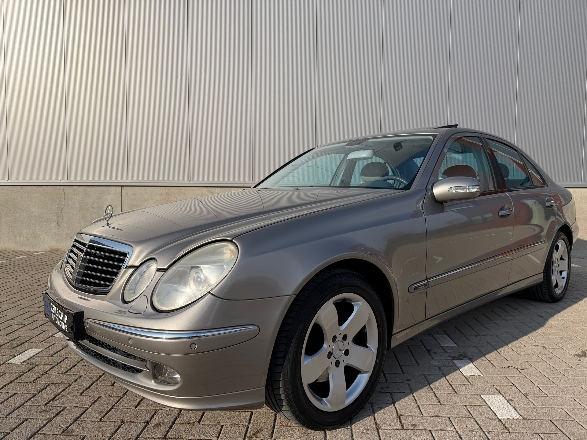 Foto van Mercedes-Benz E 350 4Matic