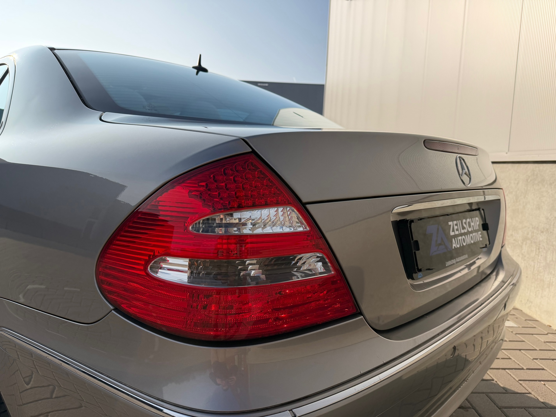 Foto van Mercedes-Benz E 350 4Matic