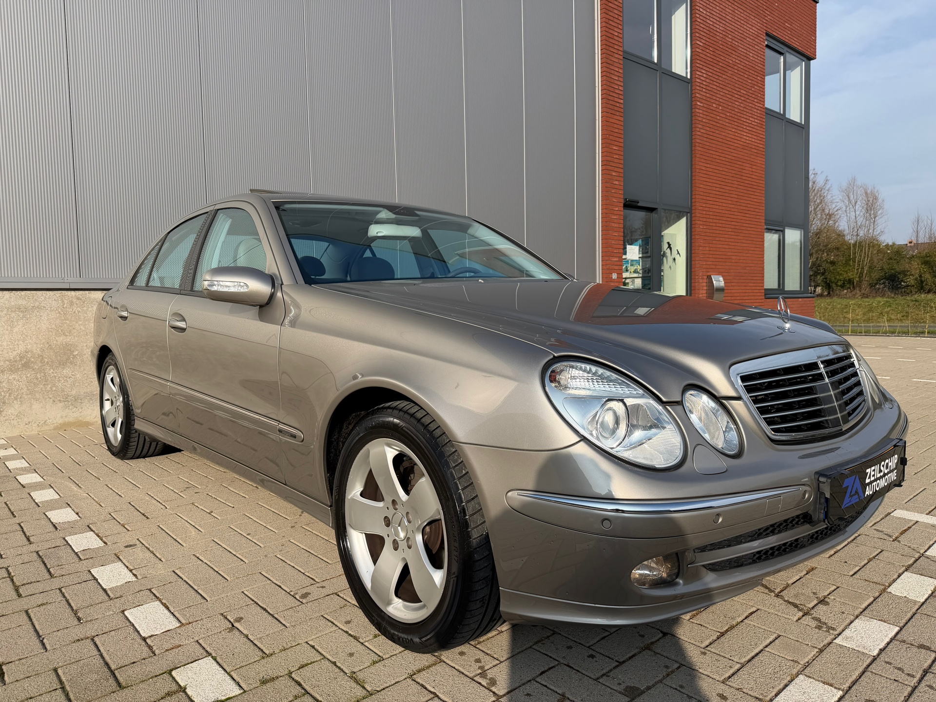 Foto van Mercedes-Benz E 350 4Matic