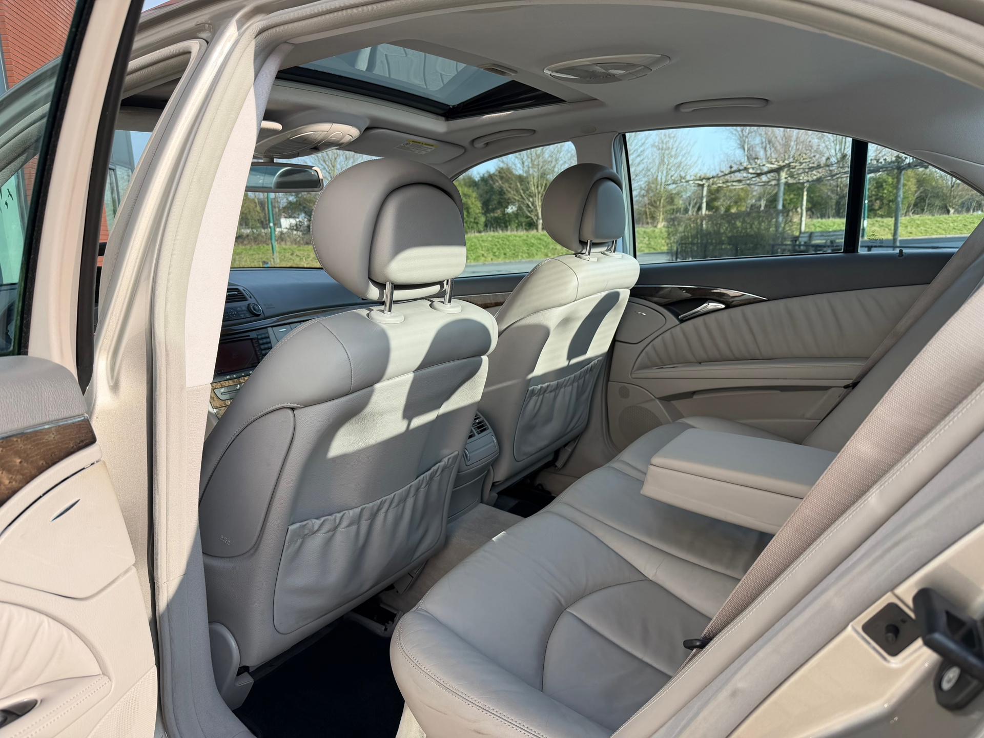 Foto van Mercedes-Benz E 350 4Matic