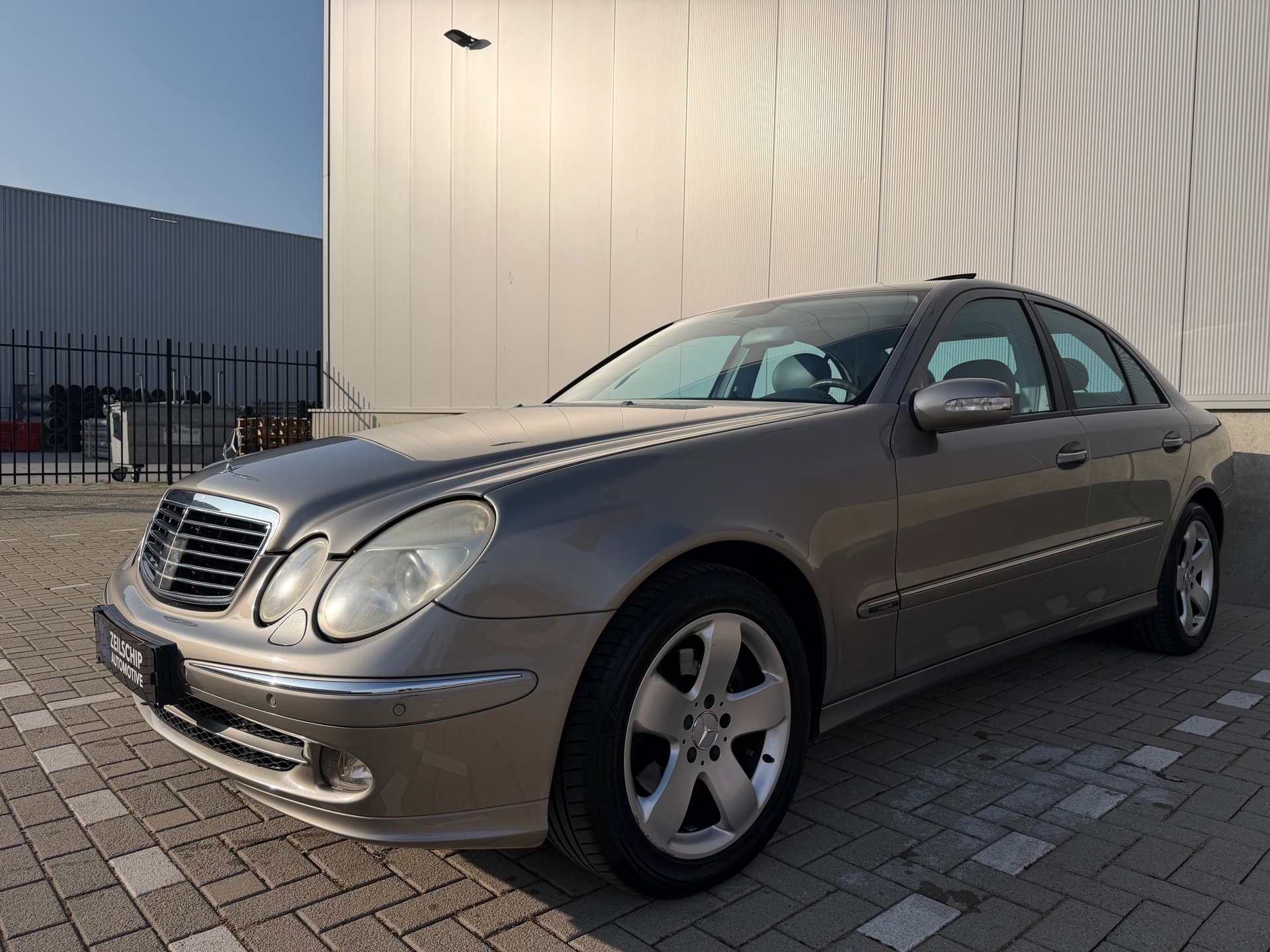 Foto van Mercedes-Benz E 350 4Matic