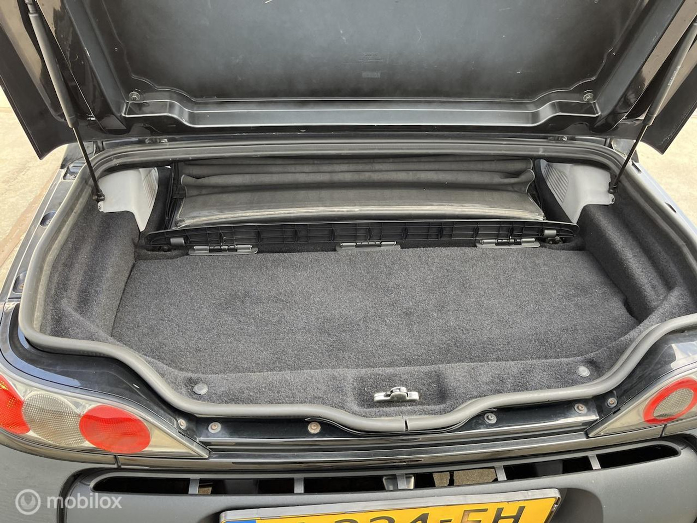 Foto van Smart Roadster