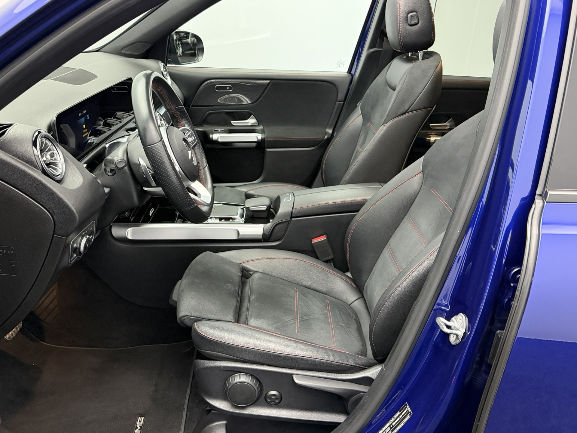Foto van Mercedes-Benz GLB
