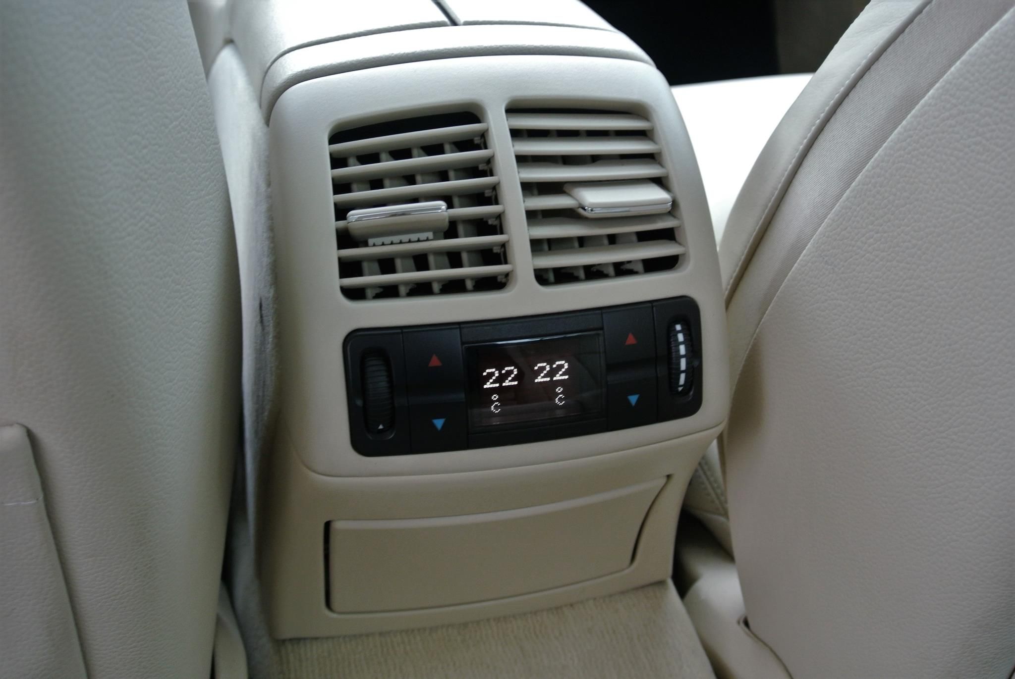 Foto van Mercedes-Benz E 500