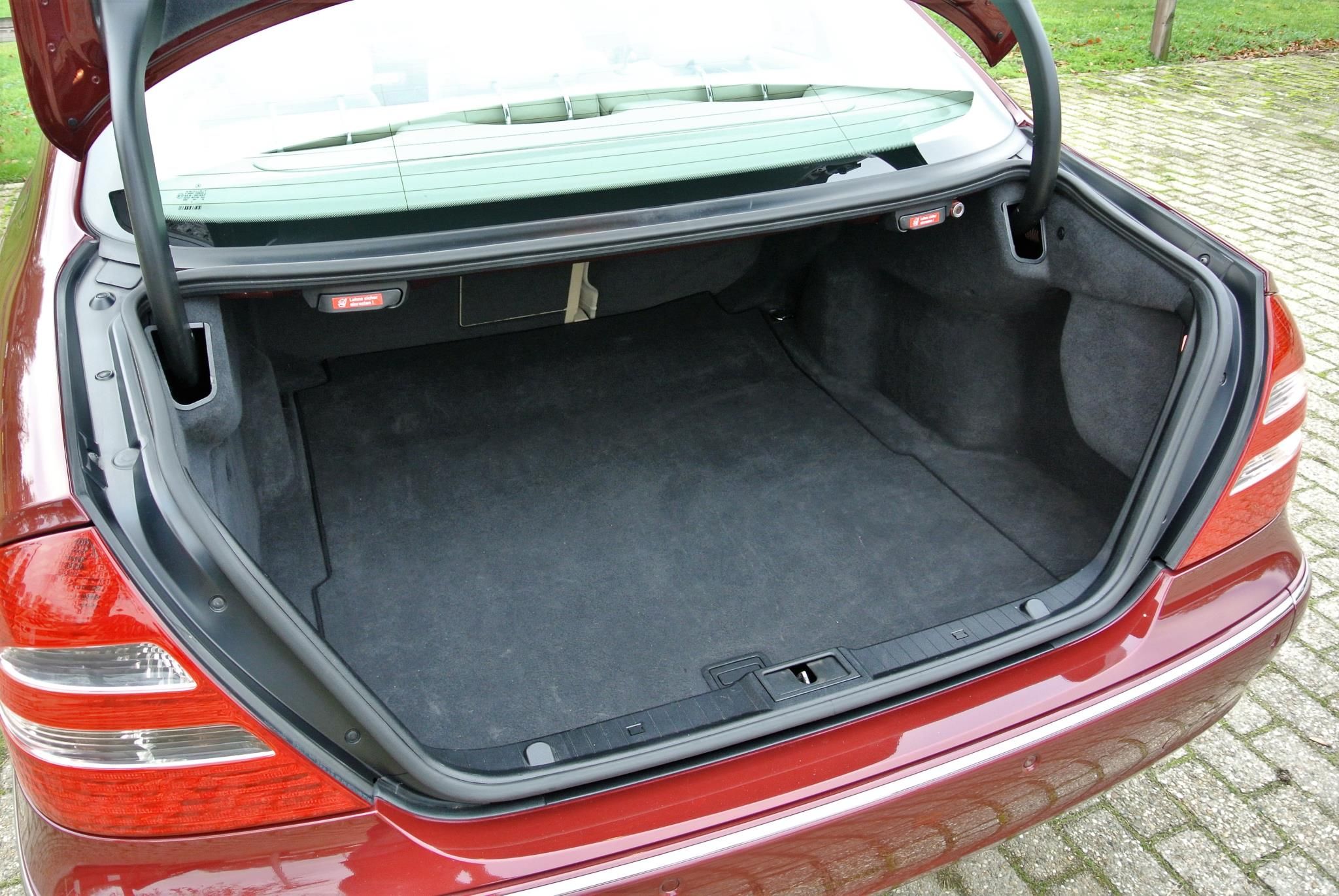Foto van Mercedes-Benz E 500