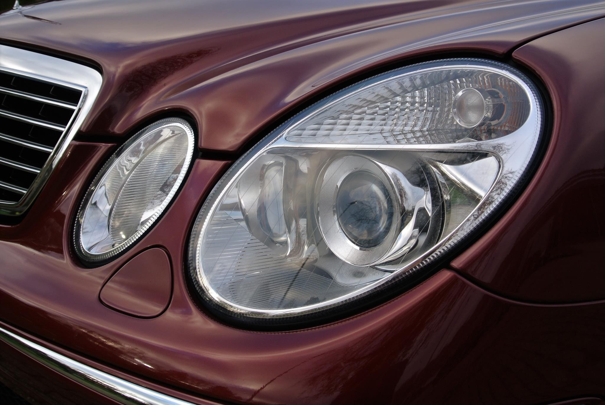 Foto van Mercedes-Benz E 500