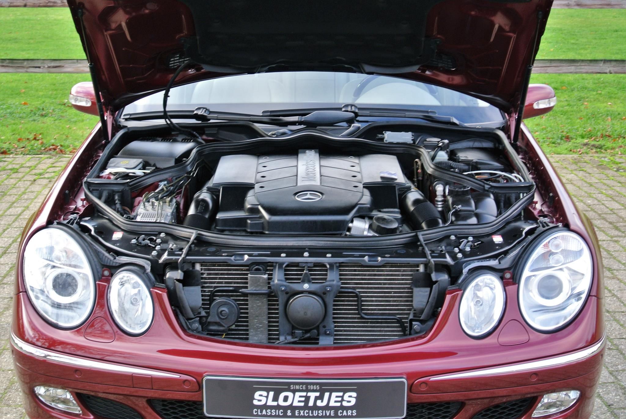 Foto van Mercedes-Benz E 500