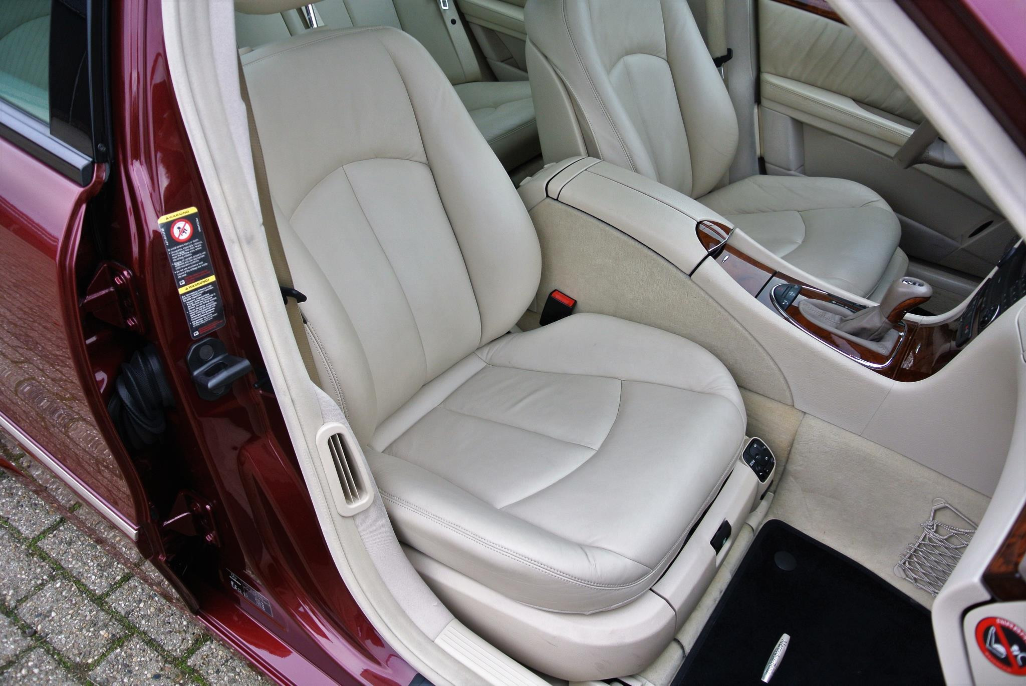 Foto van Mercedes-Benz E 500