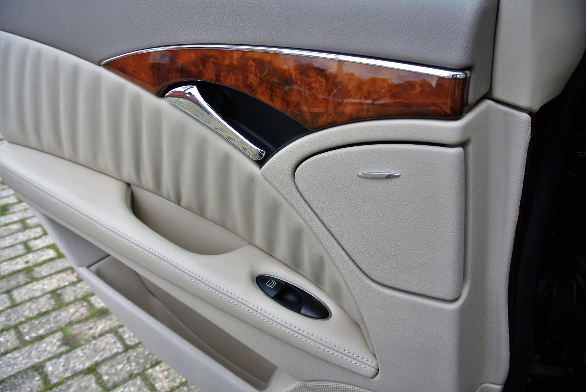 Foto van Mercedes-Benz E 500