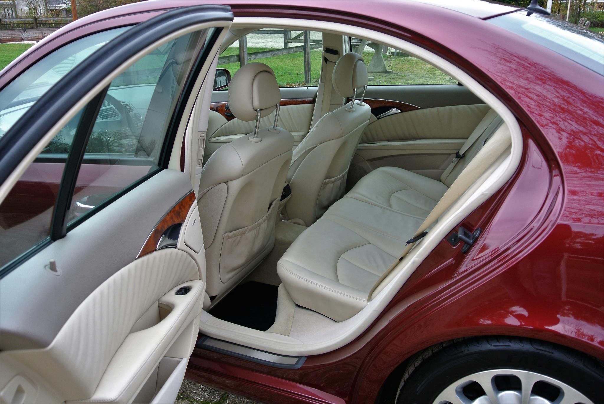 Foto van Mercedes-Benz E 500