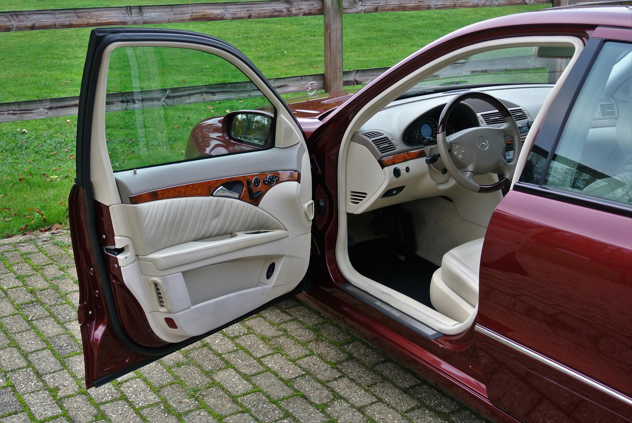 Foto van Mercedes-Benz E 500