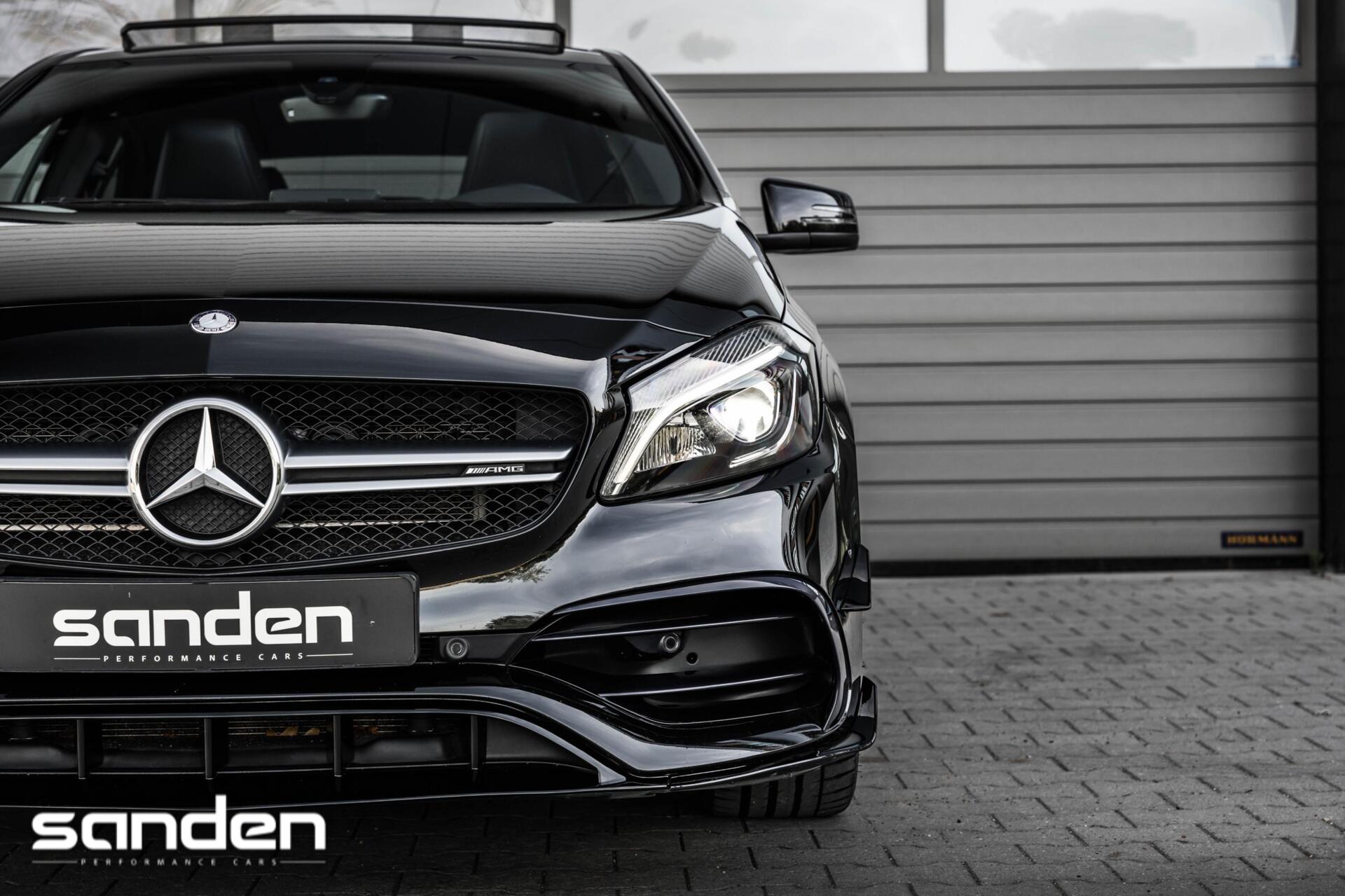 Foto van Mercedes-Benz AMG A 45
