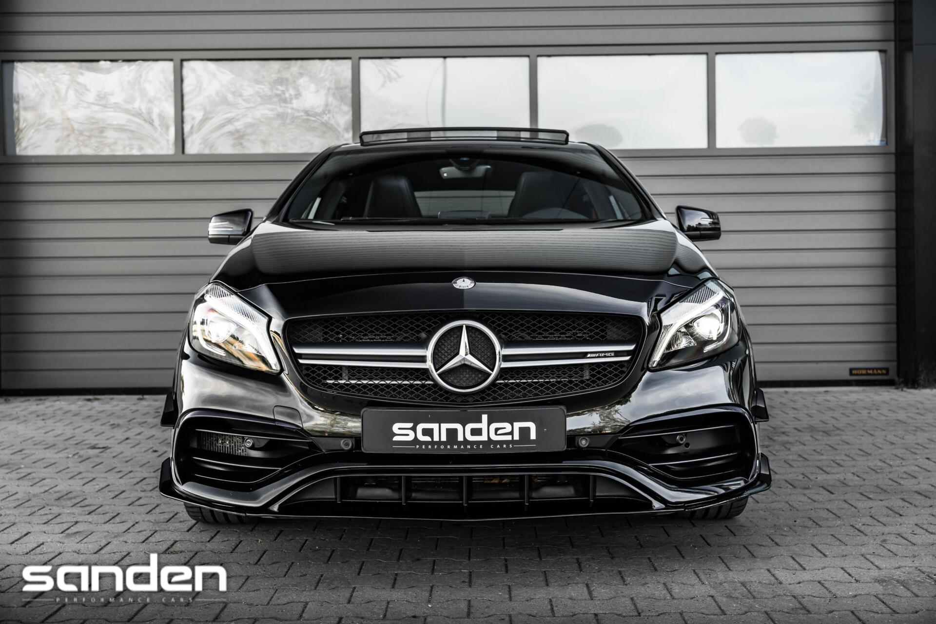Foto van Mercedes-Benz AMG A 45