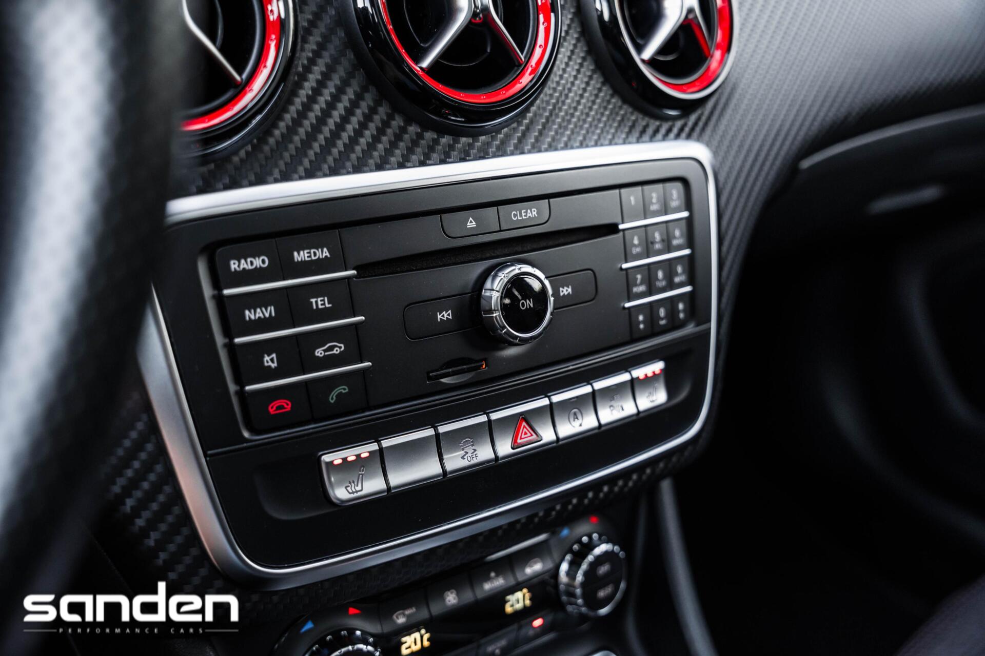 Foto van Mercedes-Benz AMG A 45