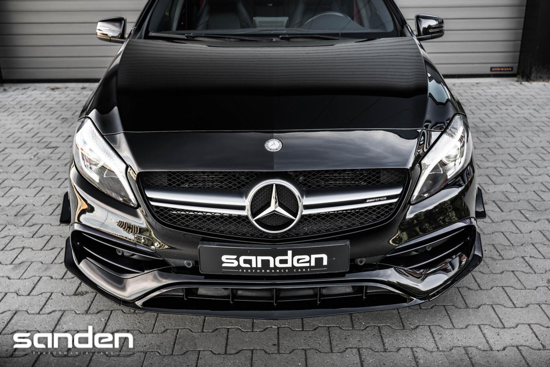 Foto van Mercedes-Benz AMG A 45