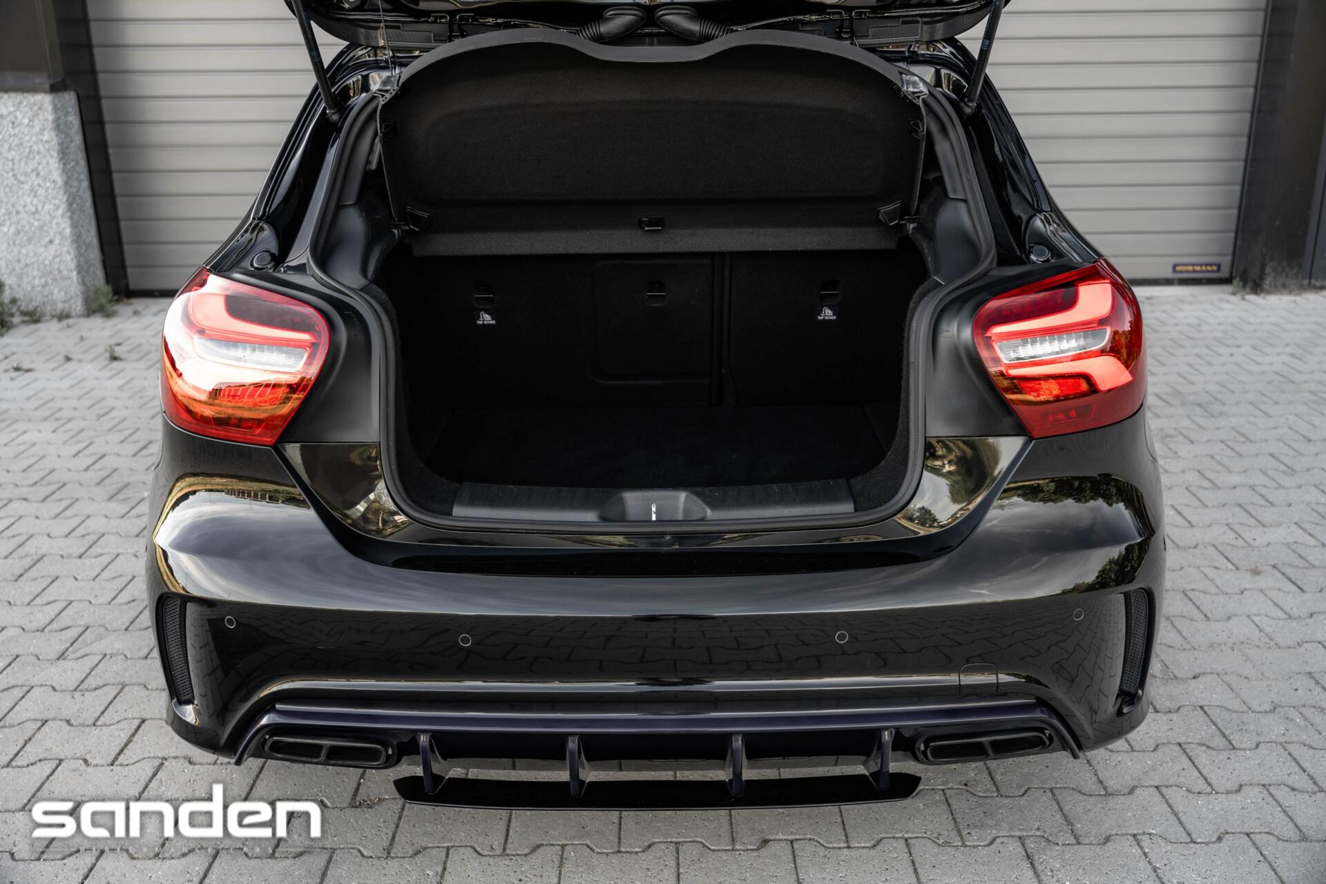 Foto van Mercedes-Benz AMG A 45