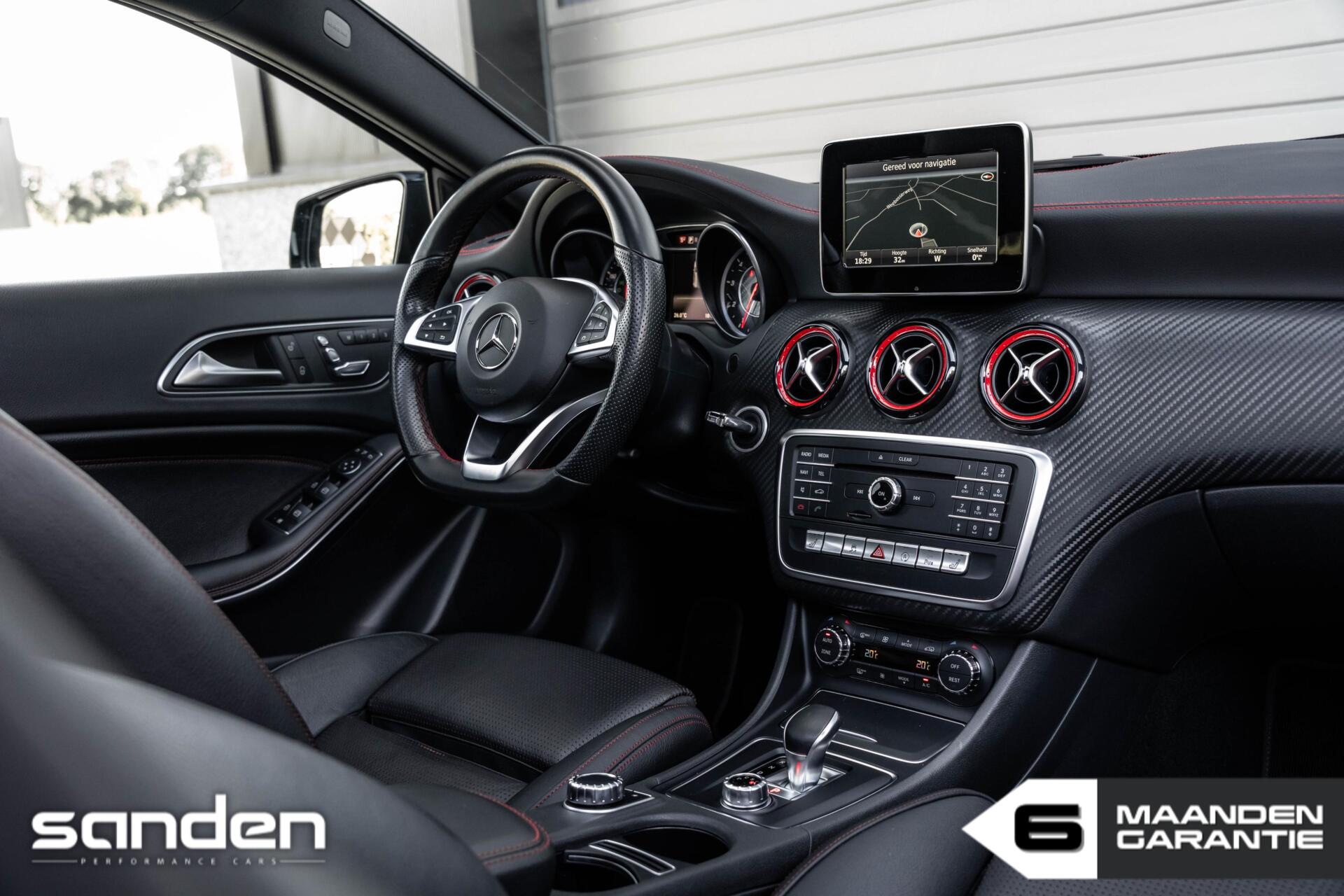 Foto van Mercedes-Benz AMG A 45
