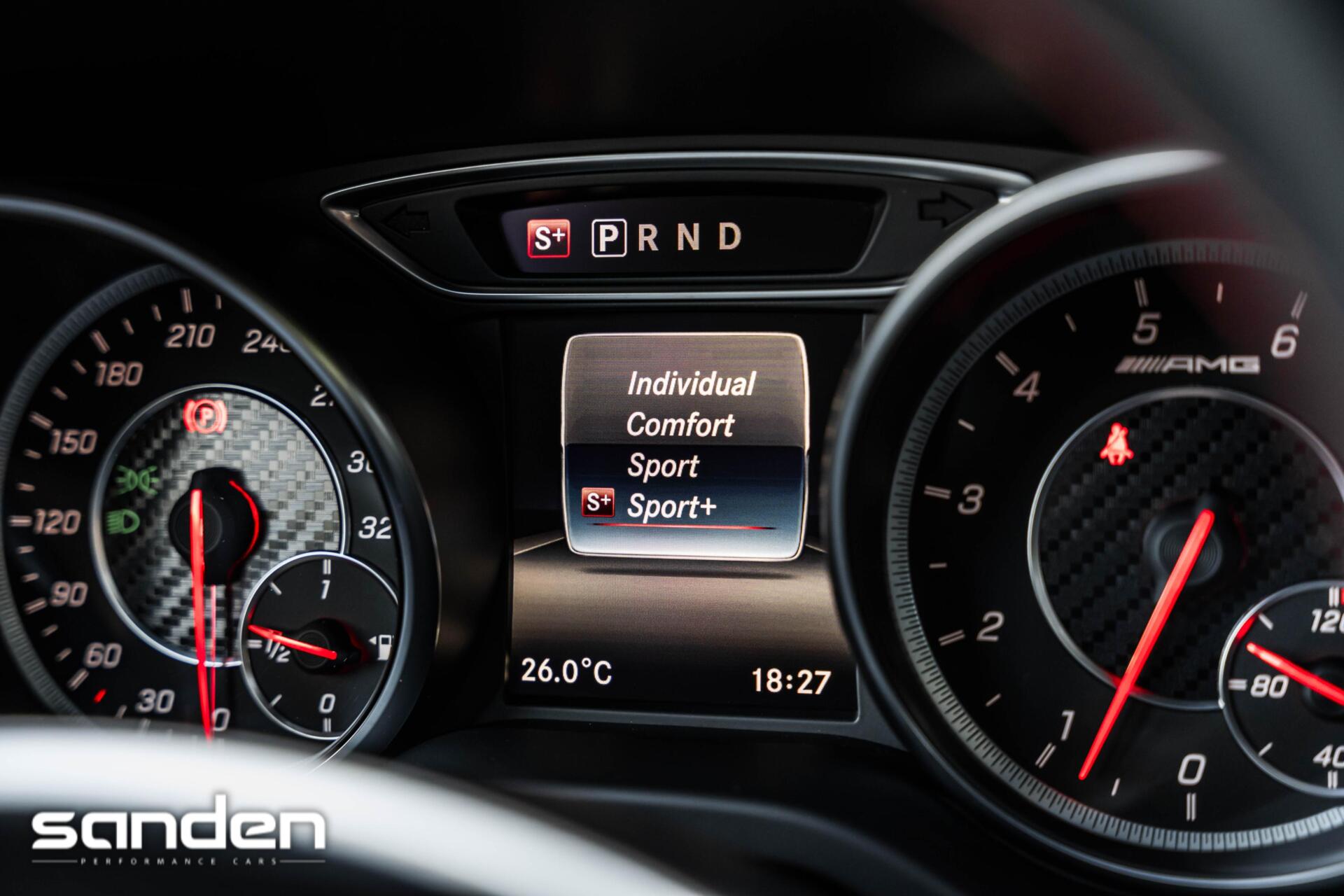 Foto van Mercedes-Benz AMG A 45