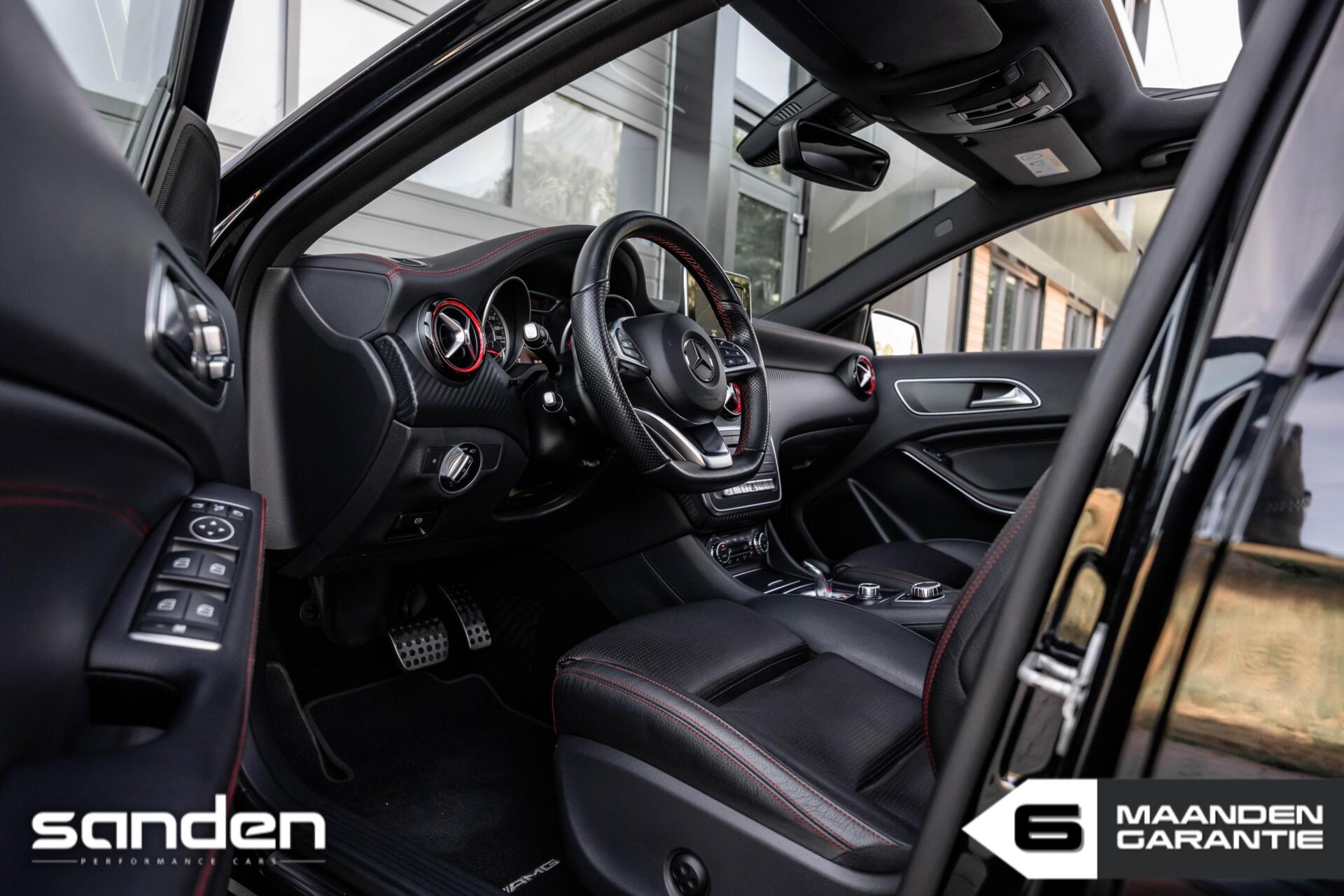 Foto van Mercedes-Benz AMG A 45