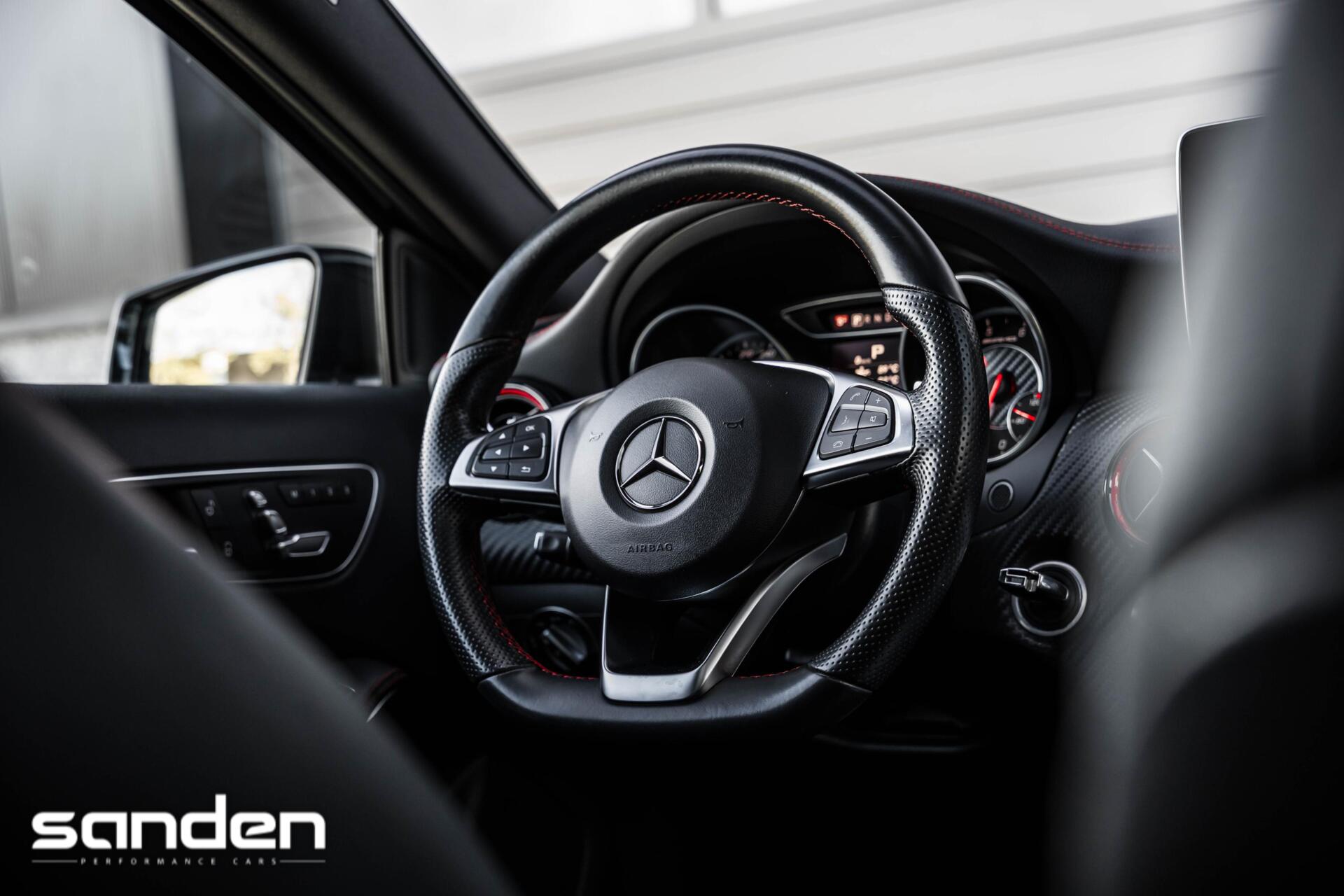Foto van Mercedes-Benz AMG A 45