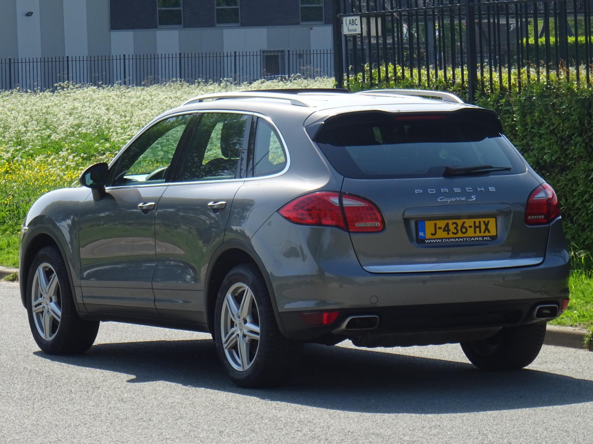 Foto van Porsche Cayenne S