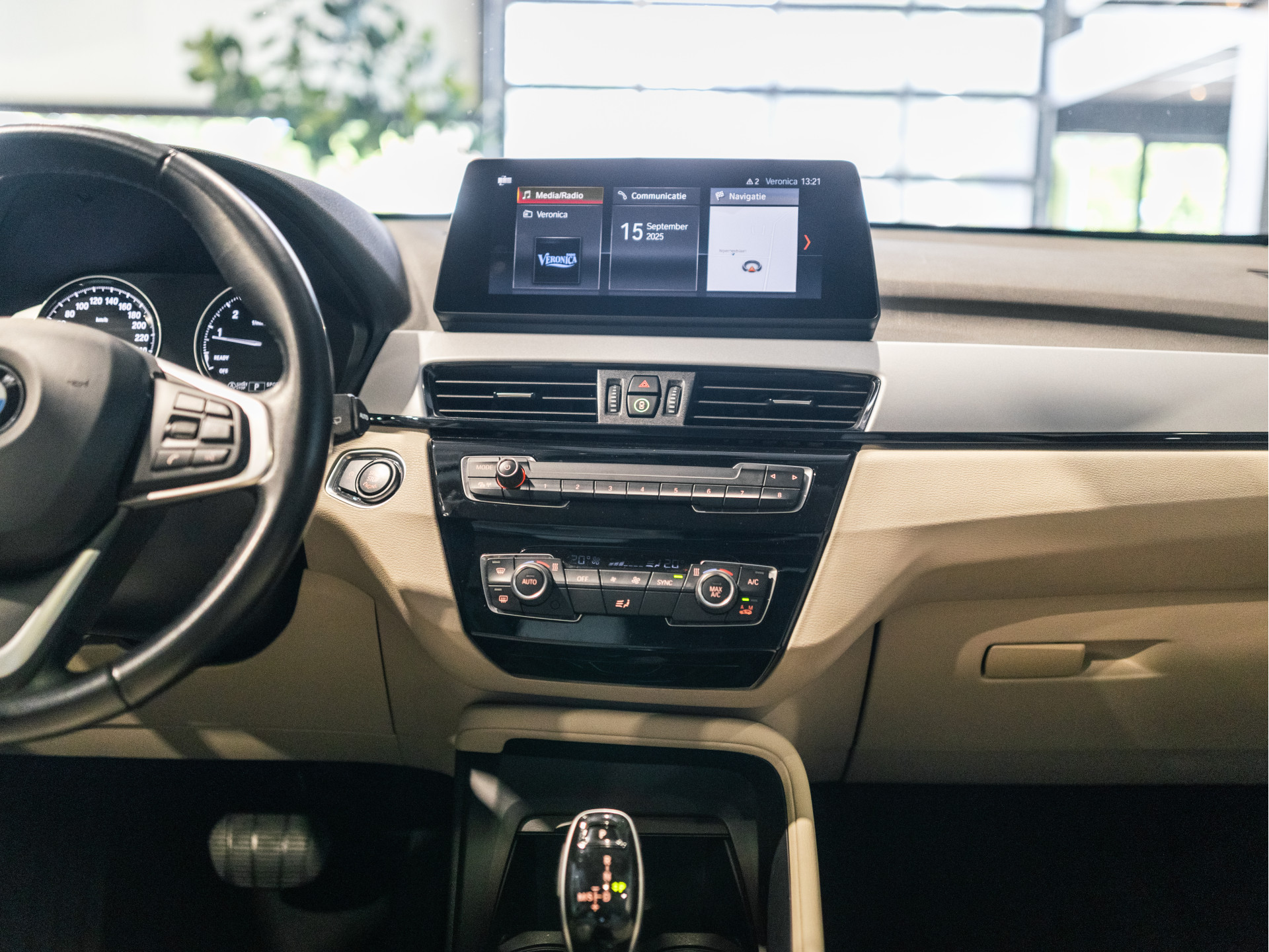 Foto van BMW X1 Sdrive20i