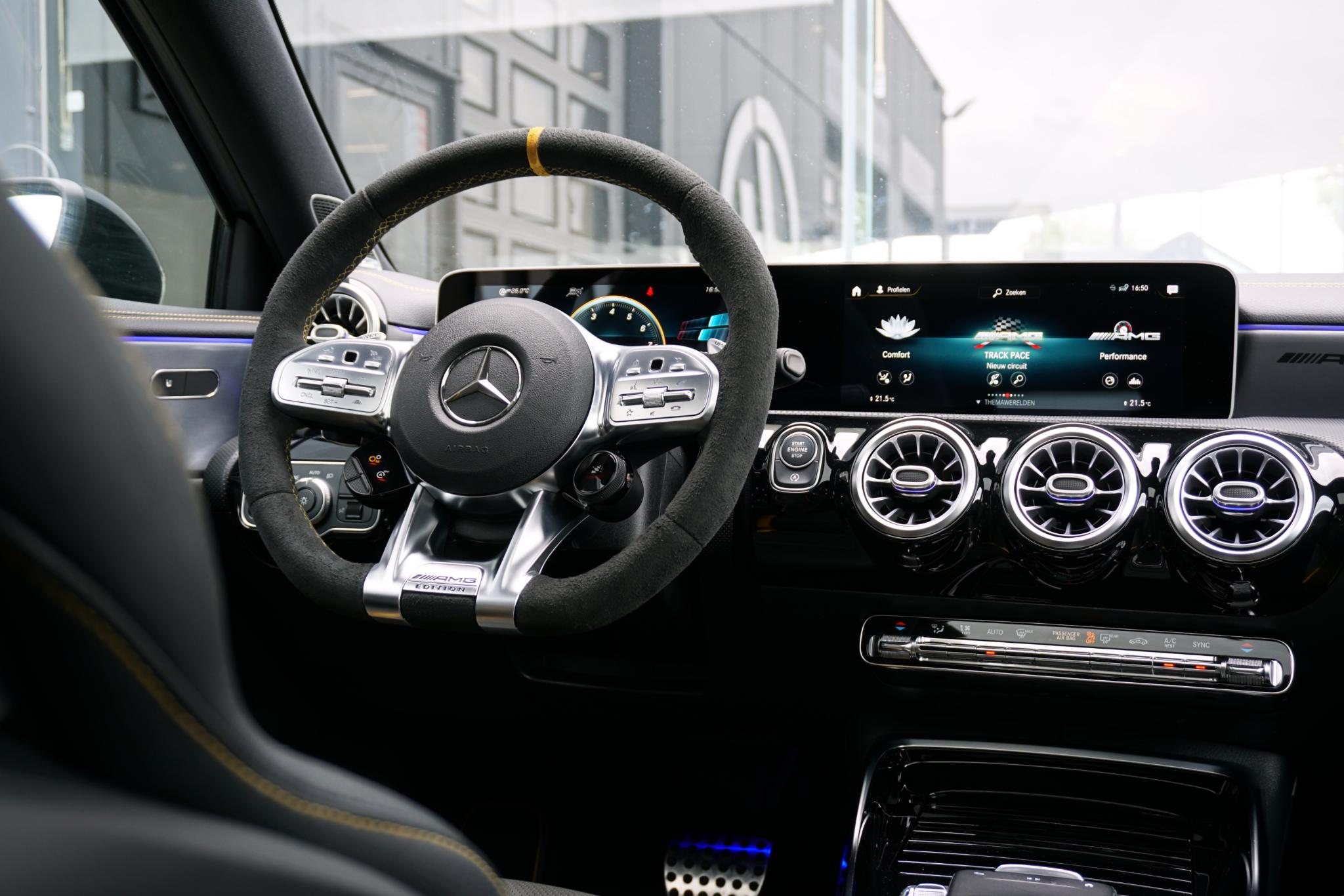 Foto van Mercedes-Benz AMG A 45 S