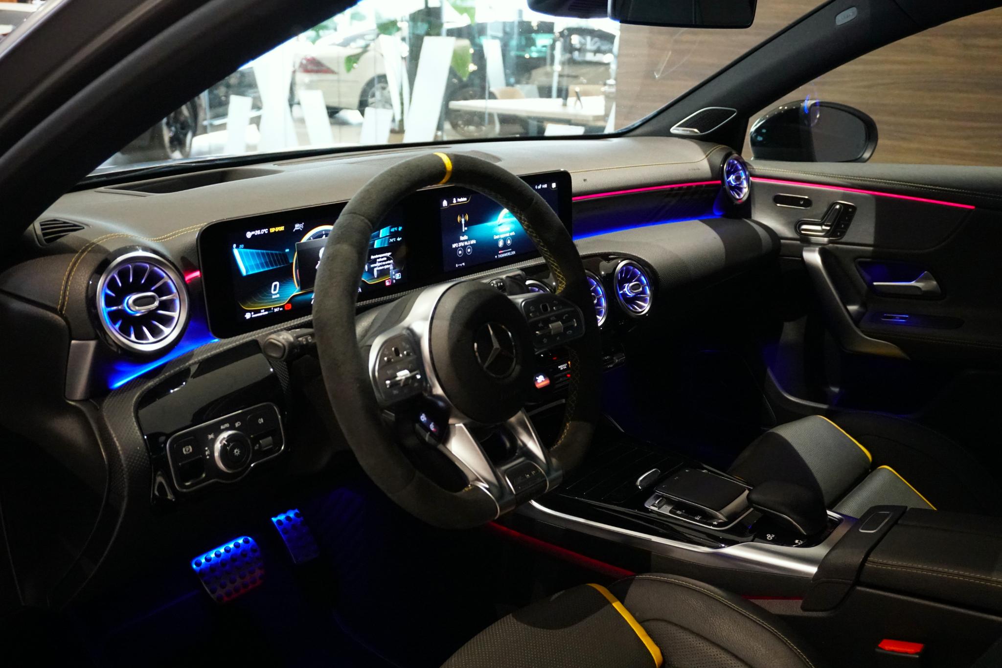 Foto van Mercedes-Benz AMG A 45 S