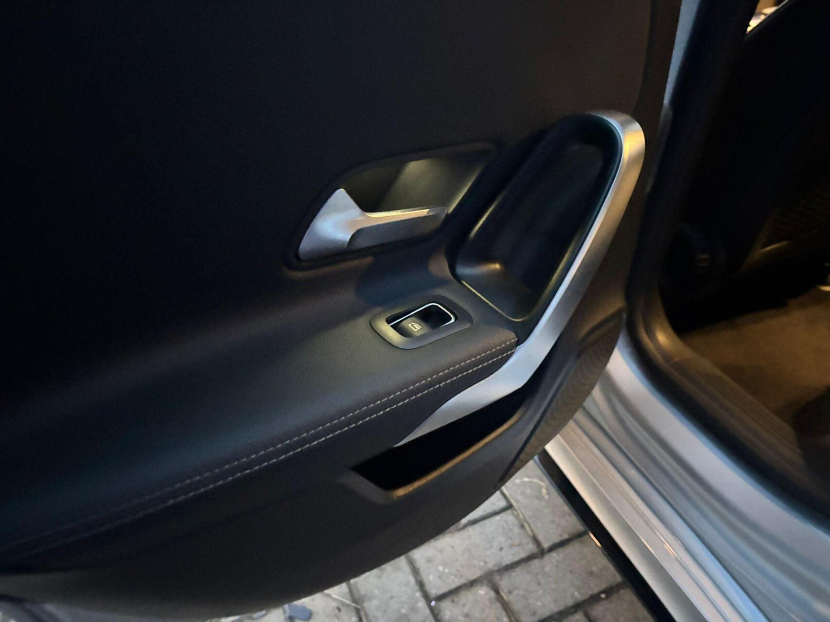 Foto van Mercedes-Benz A 200