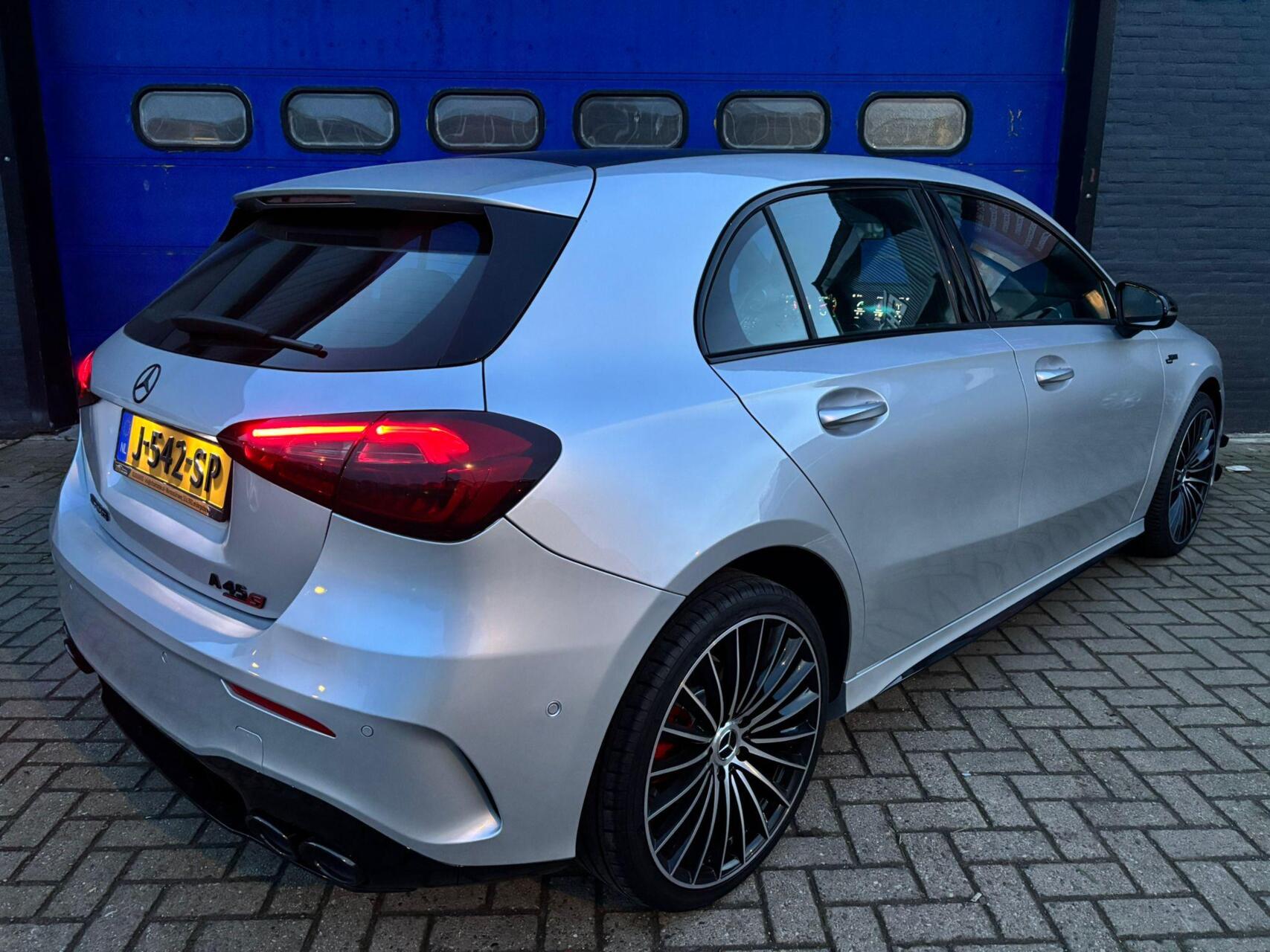 Foto van Mercedes-Benz A 200
