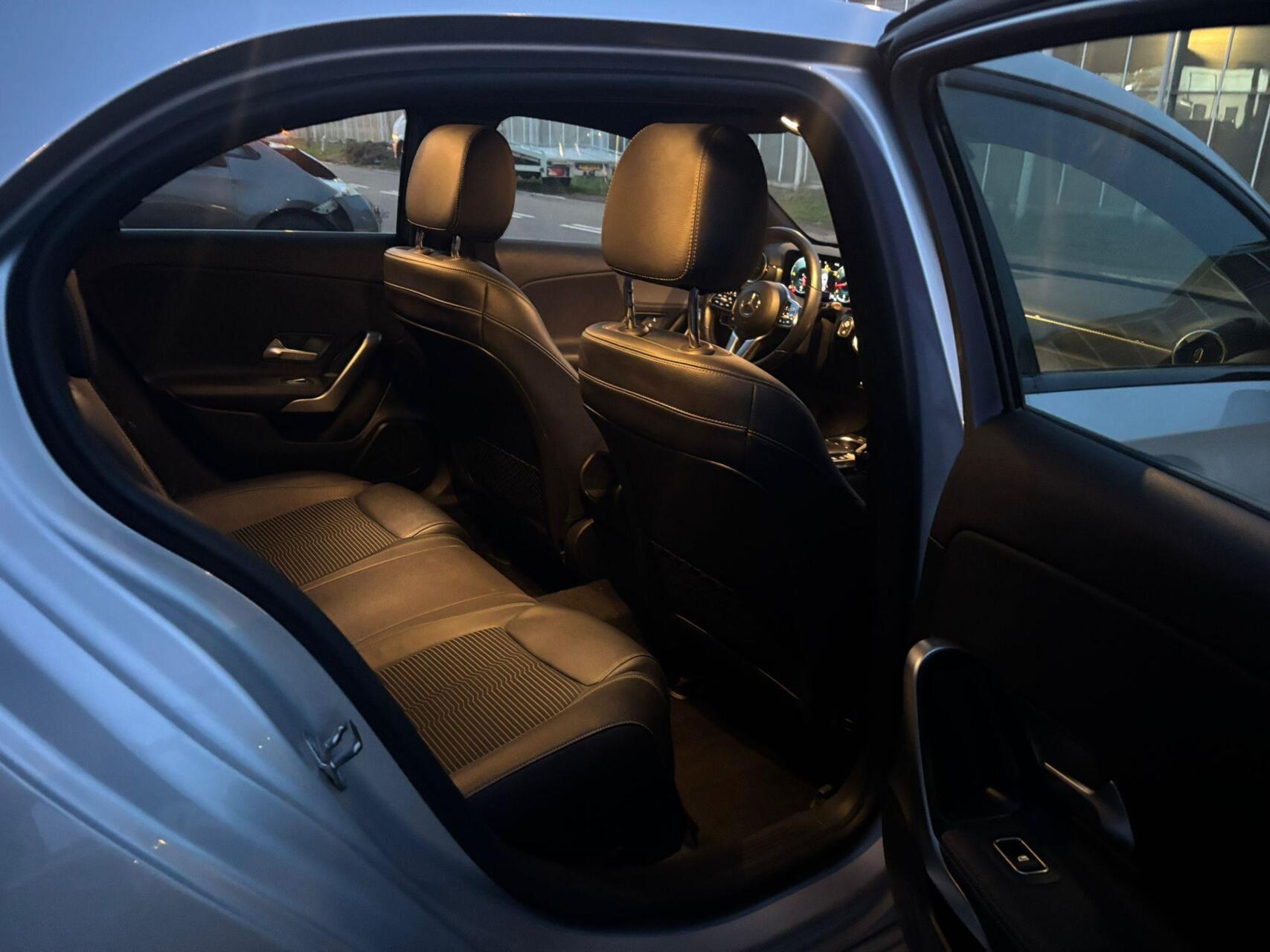 Foto van Mercedes-Benz A 200