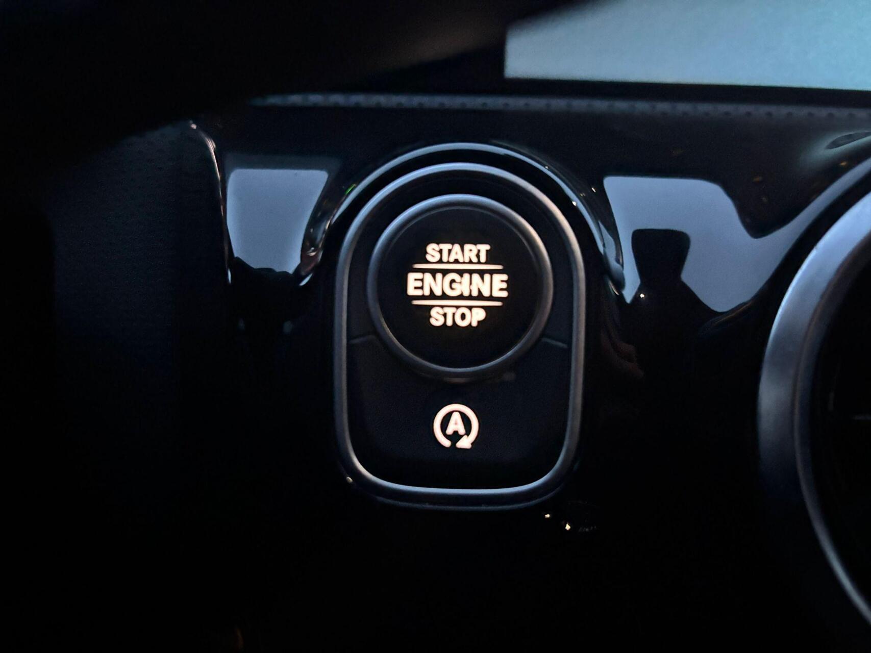 Foto van Mercedes-Benz A 200