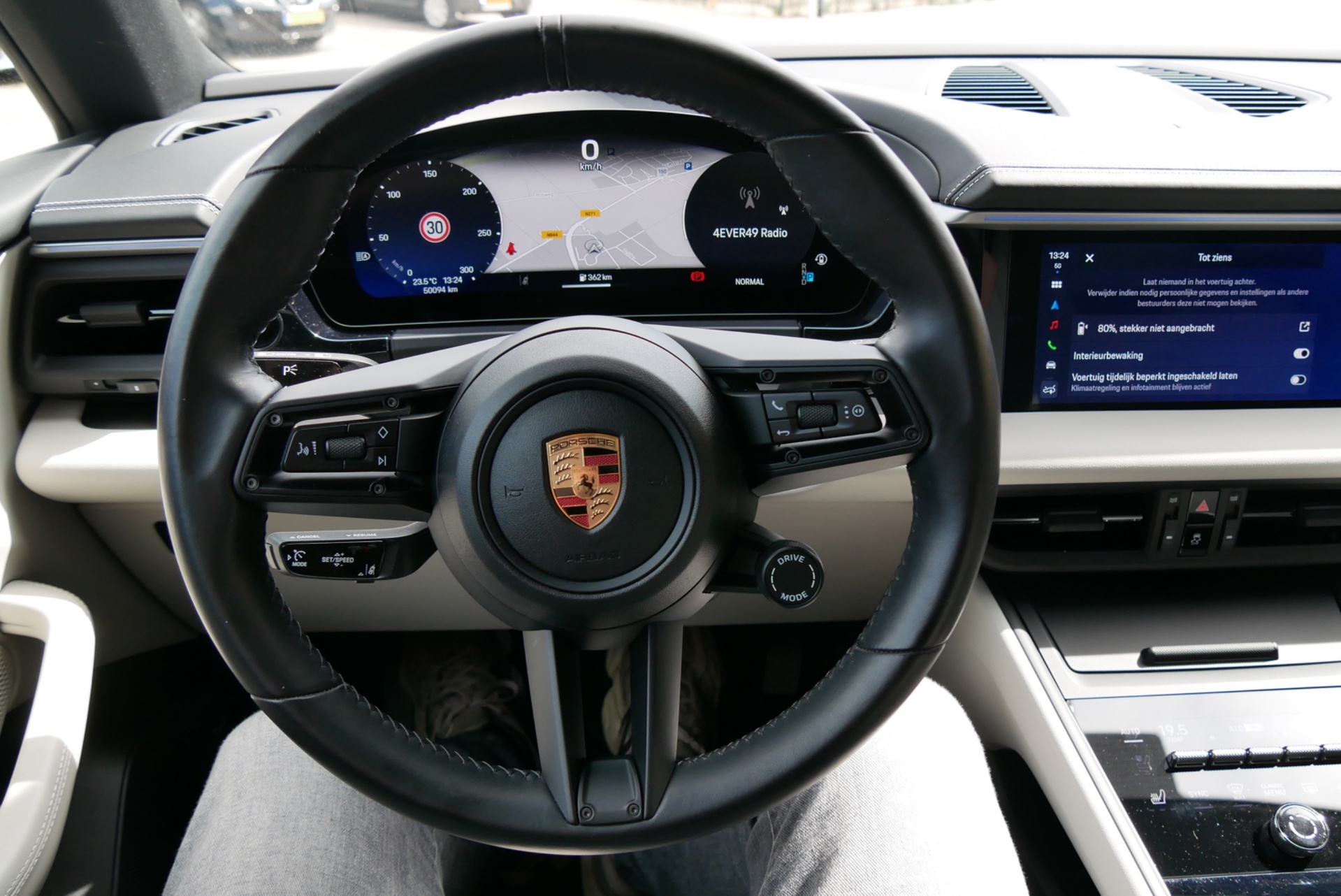 Foto van Porsche Macan 4