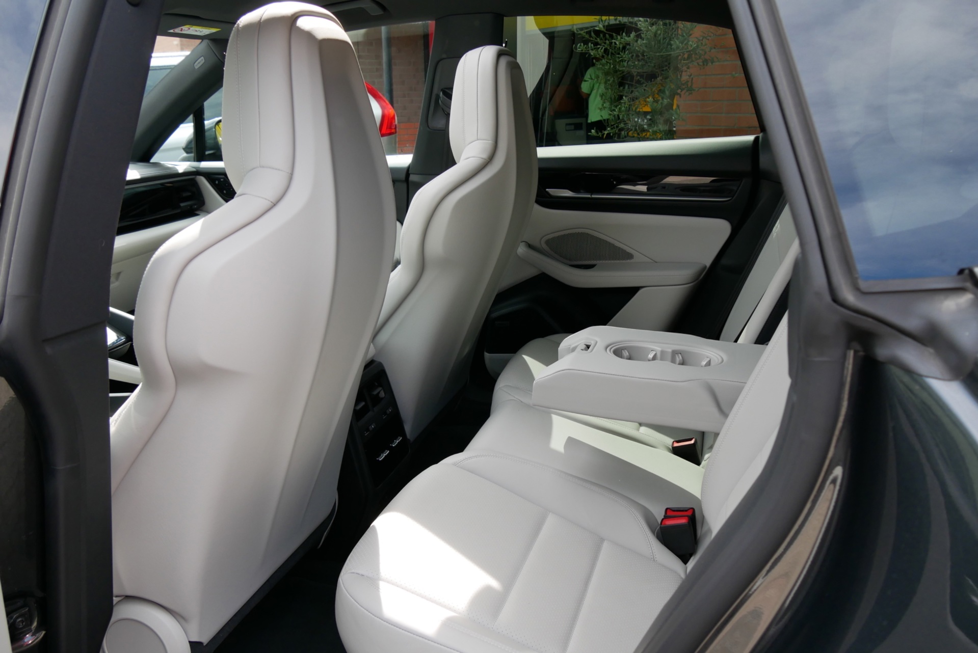 Foto van Porsche Macan 4