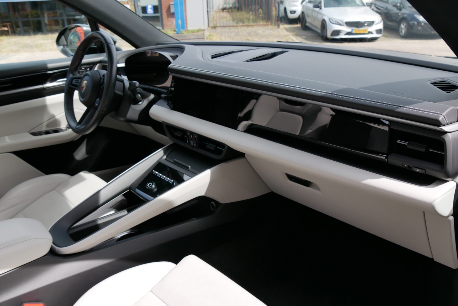 Foto van Porsche Macan 4