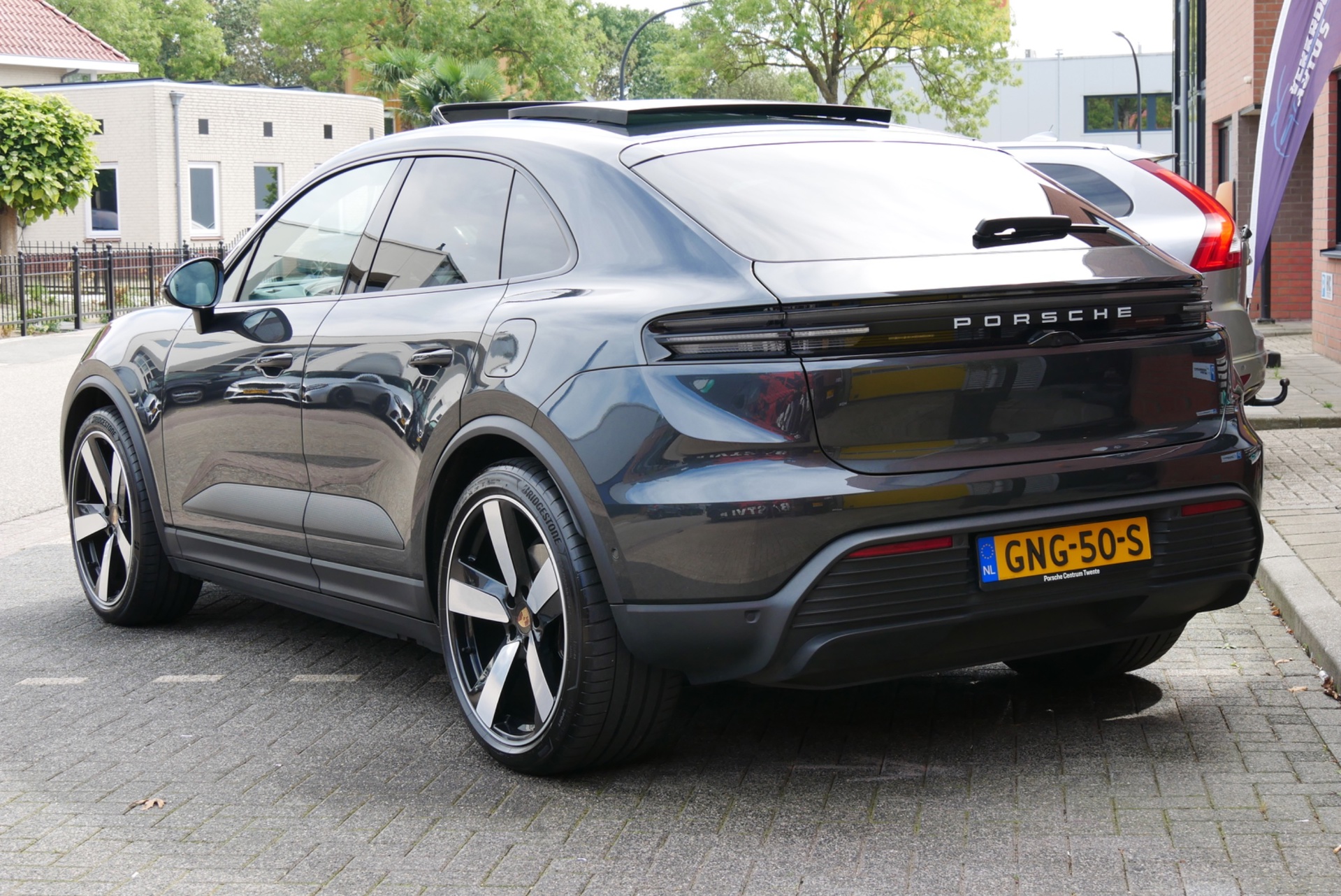 Foto van Porsche Macan 4