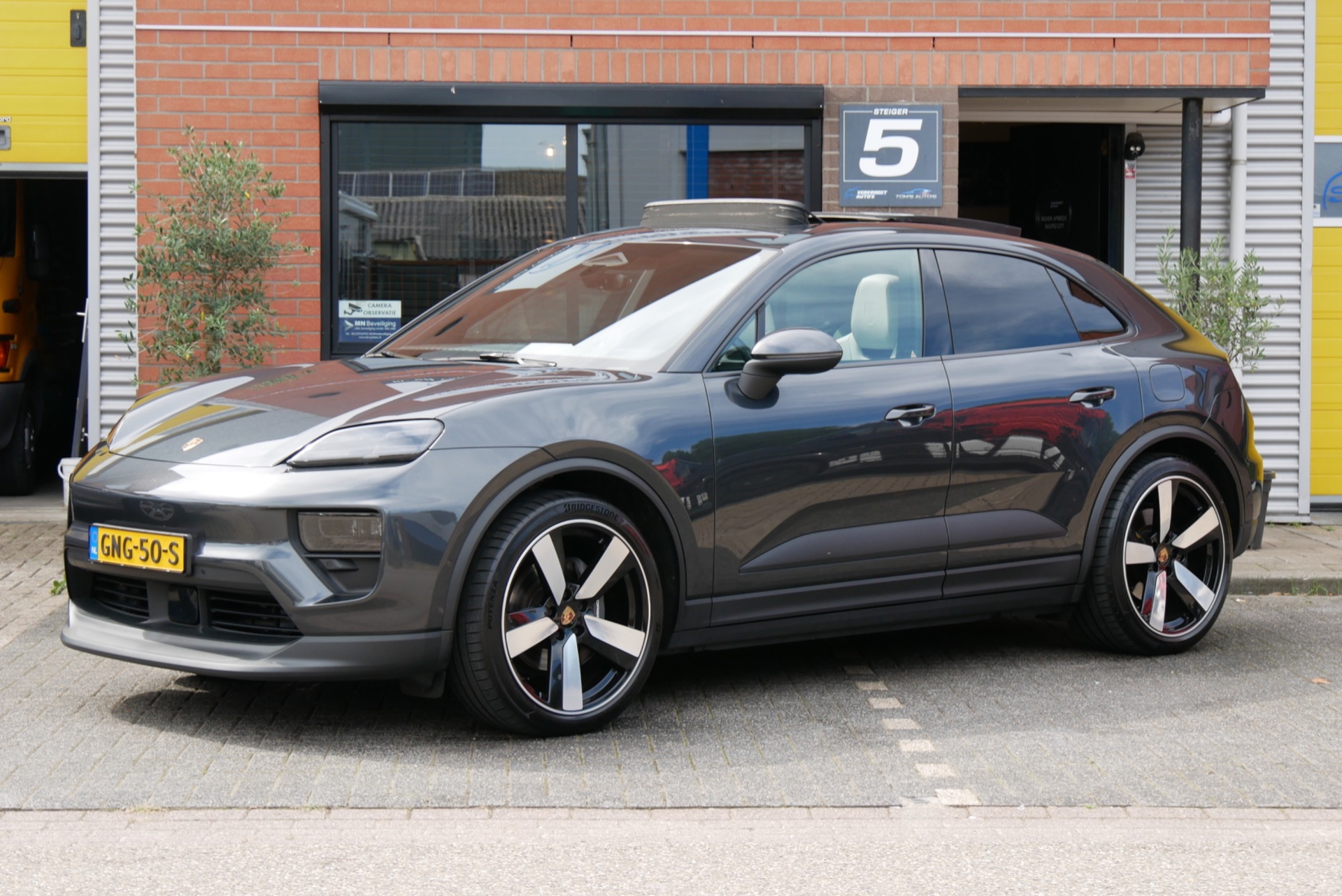Foto van Porsche Macan 4