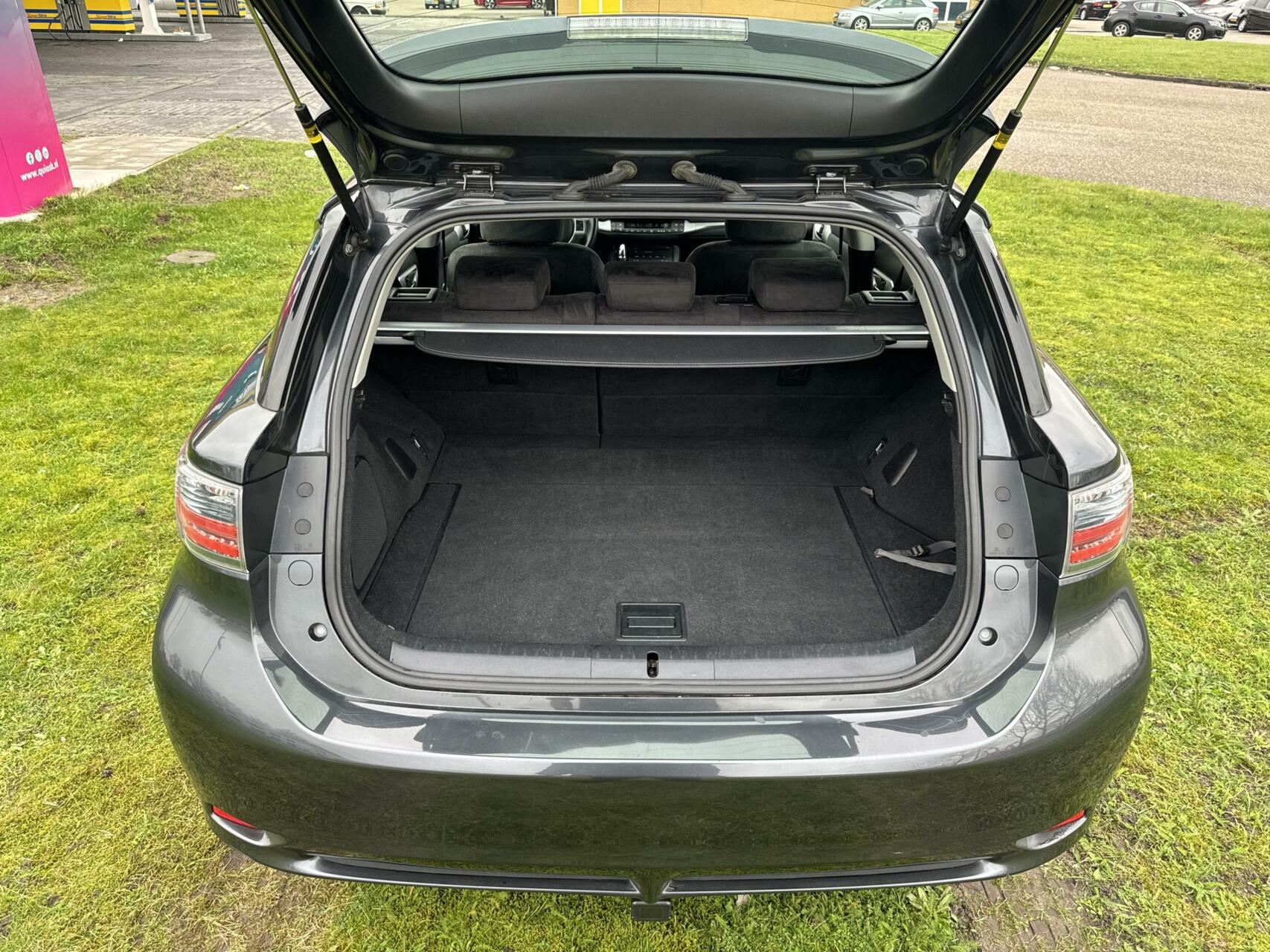Foto van Lexus CT