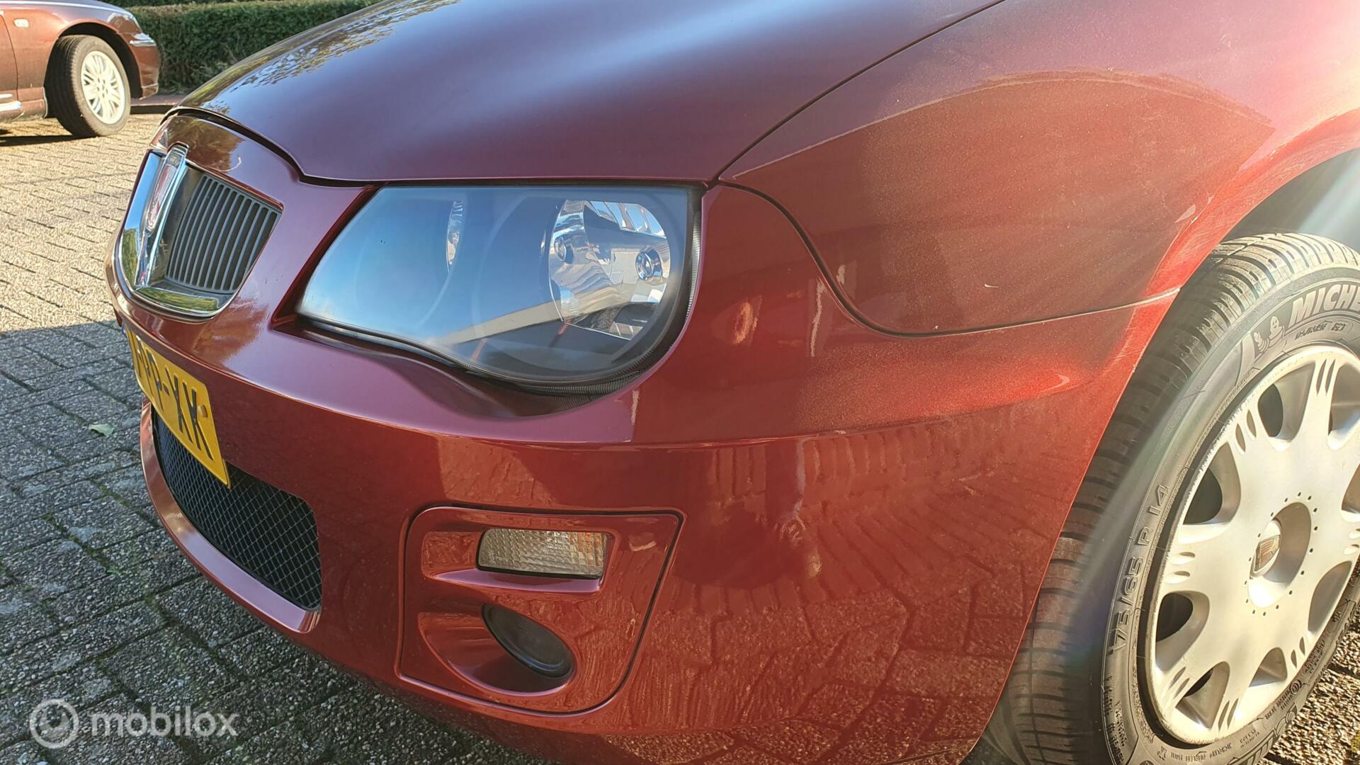 Foto van Rover 25