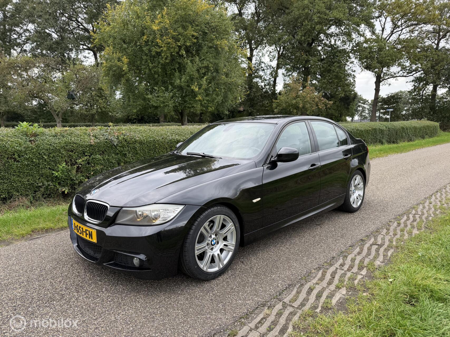 BMW 3-serie 318i 2009 - voorkant