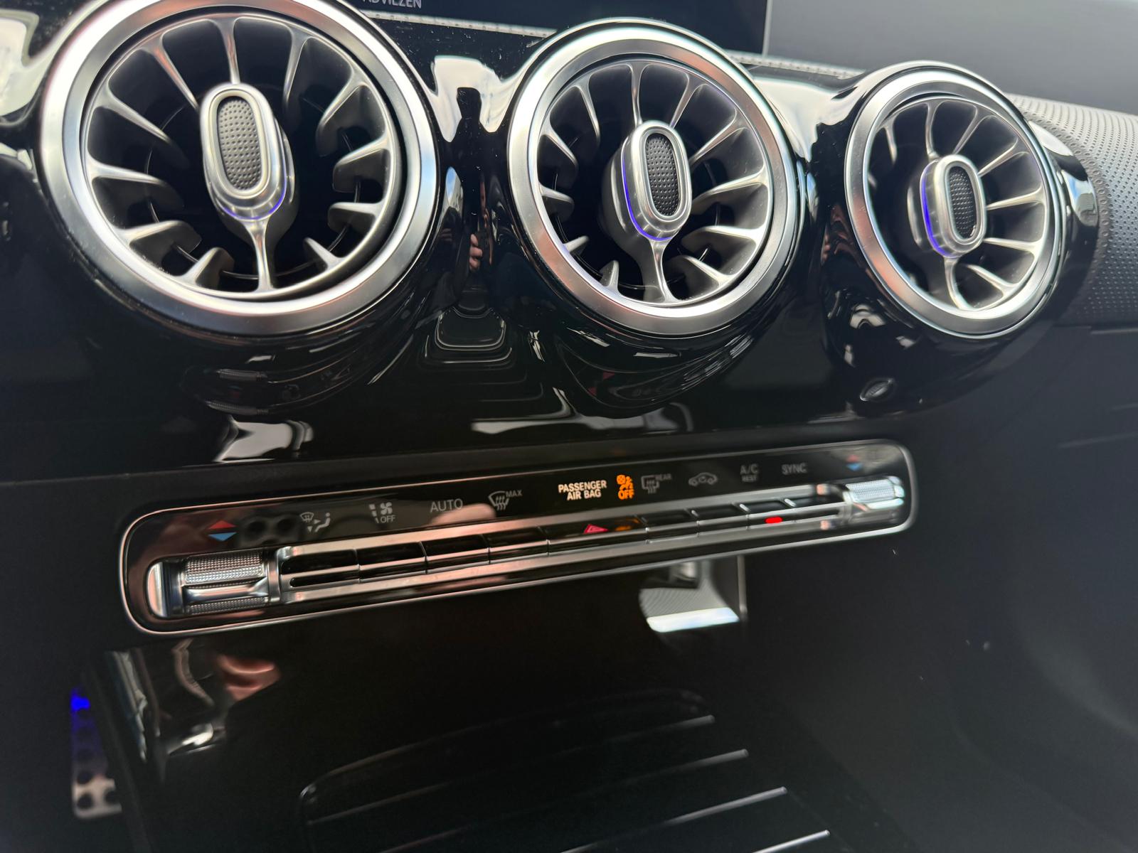 Foto van Mercedes-Benz Cla