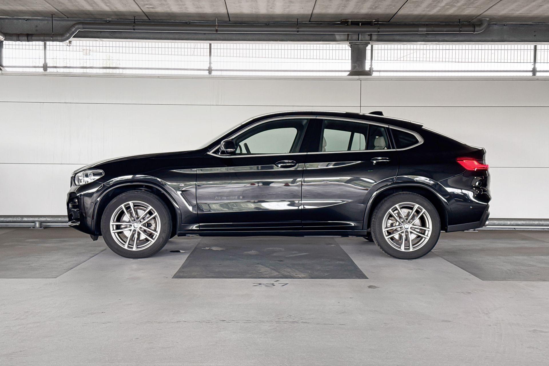Foto van BMW X4 Xdrive20i
