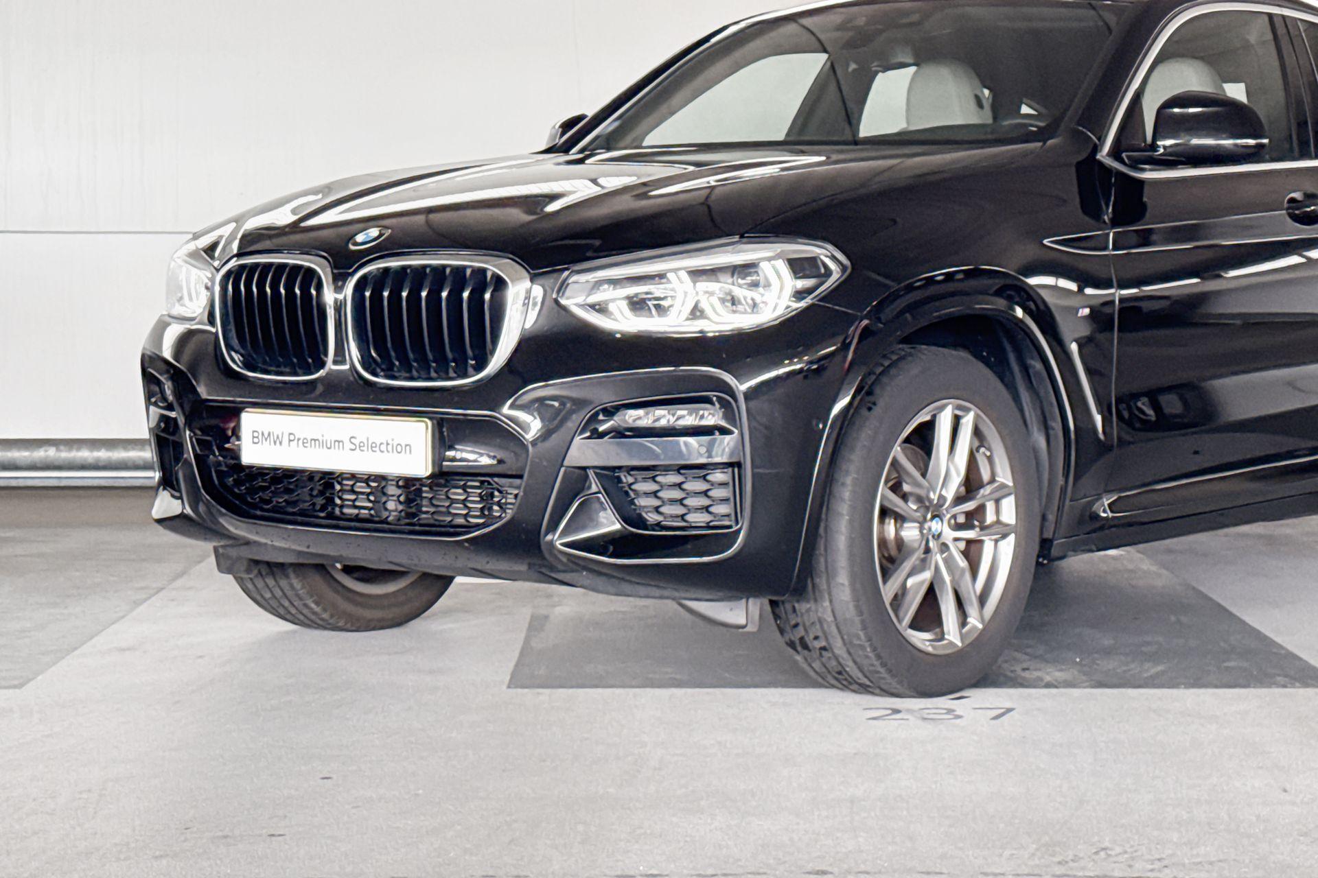 Foto van BMW X4 Xdrive20i